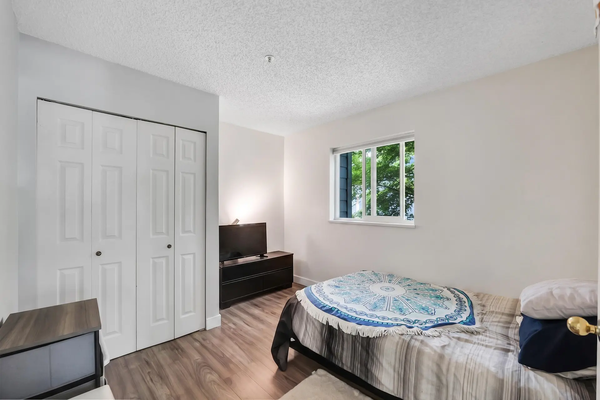 #201B 40120 Willow Crescent - Image 10