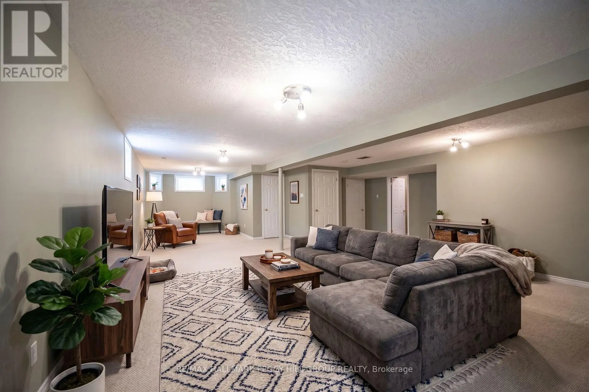 1 MICHAEL CRESCENT - Image 11