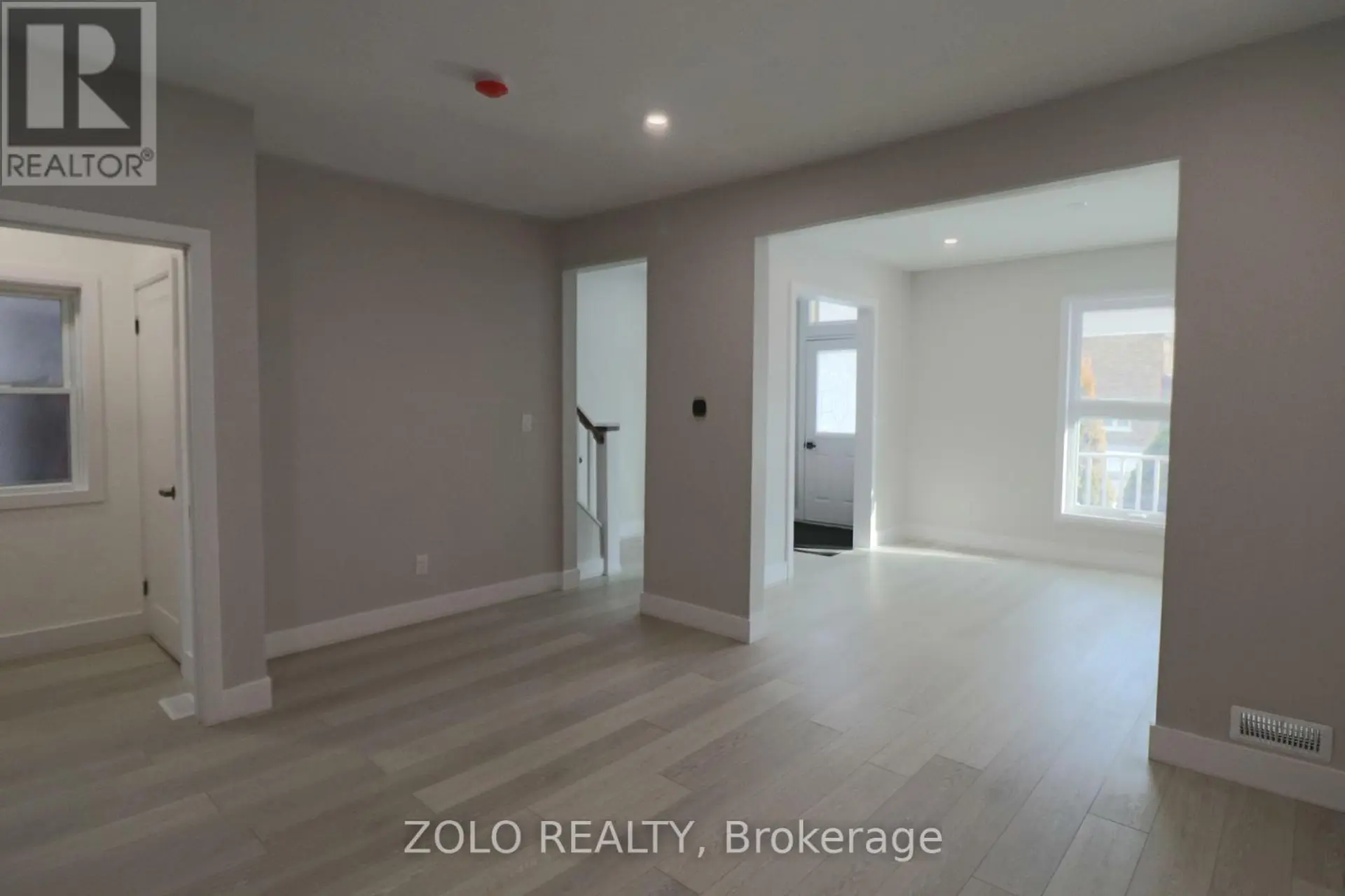 498 CHARLOTTE STREET - Image 5
