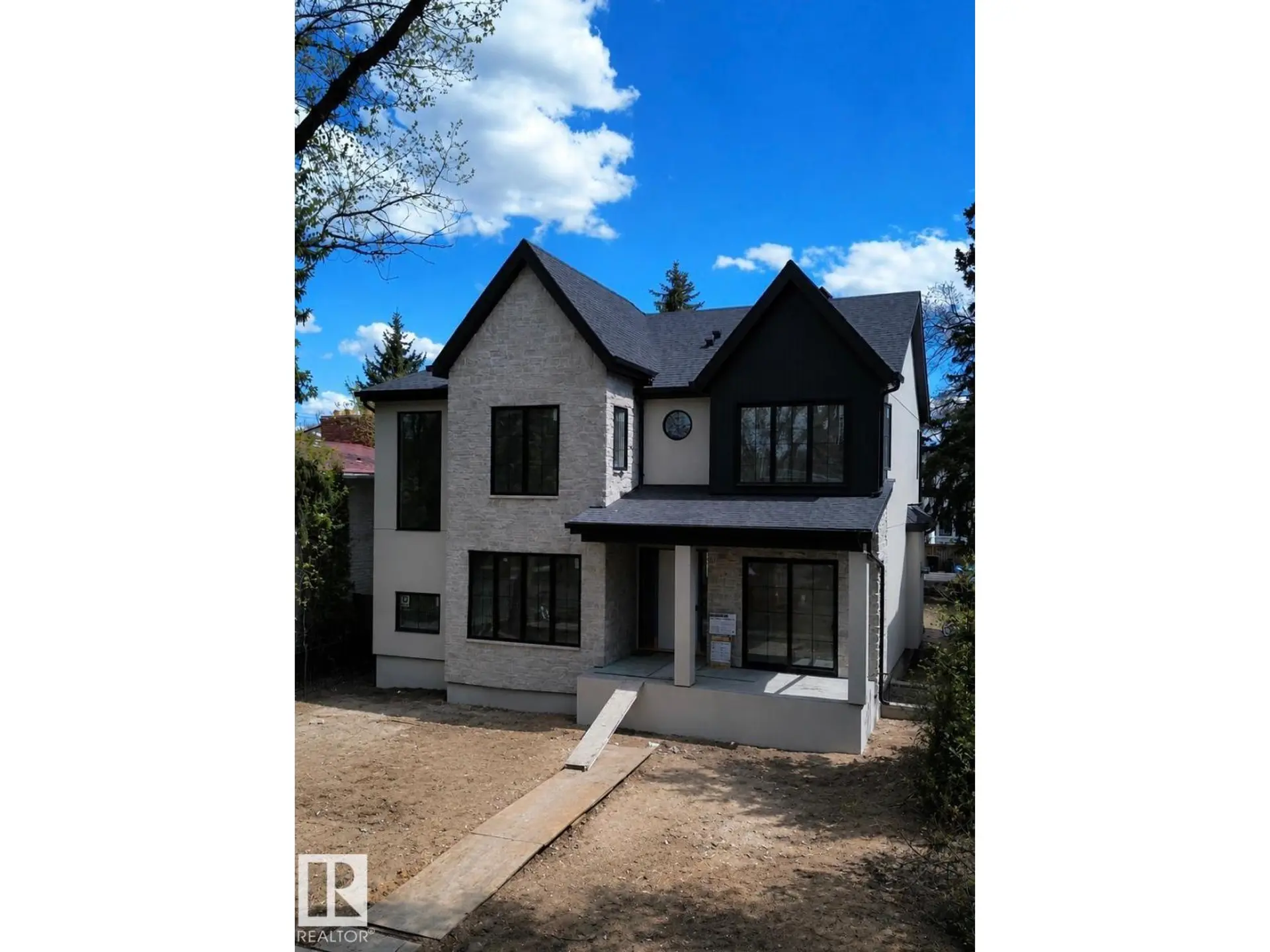 10223 130 ST NW - Image 1