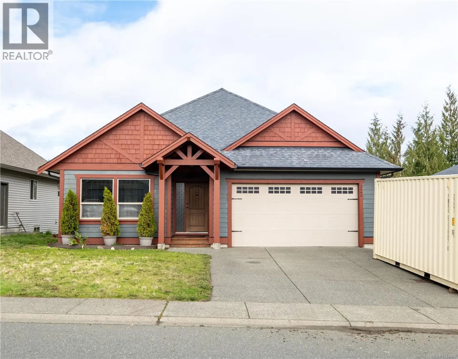 Property at 2644 Kendal Ave, Cumberland, BC