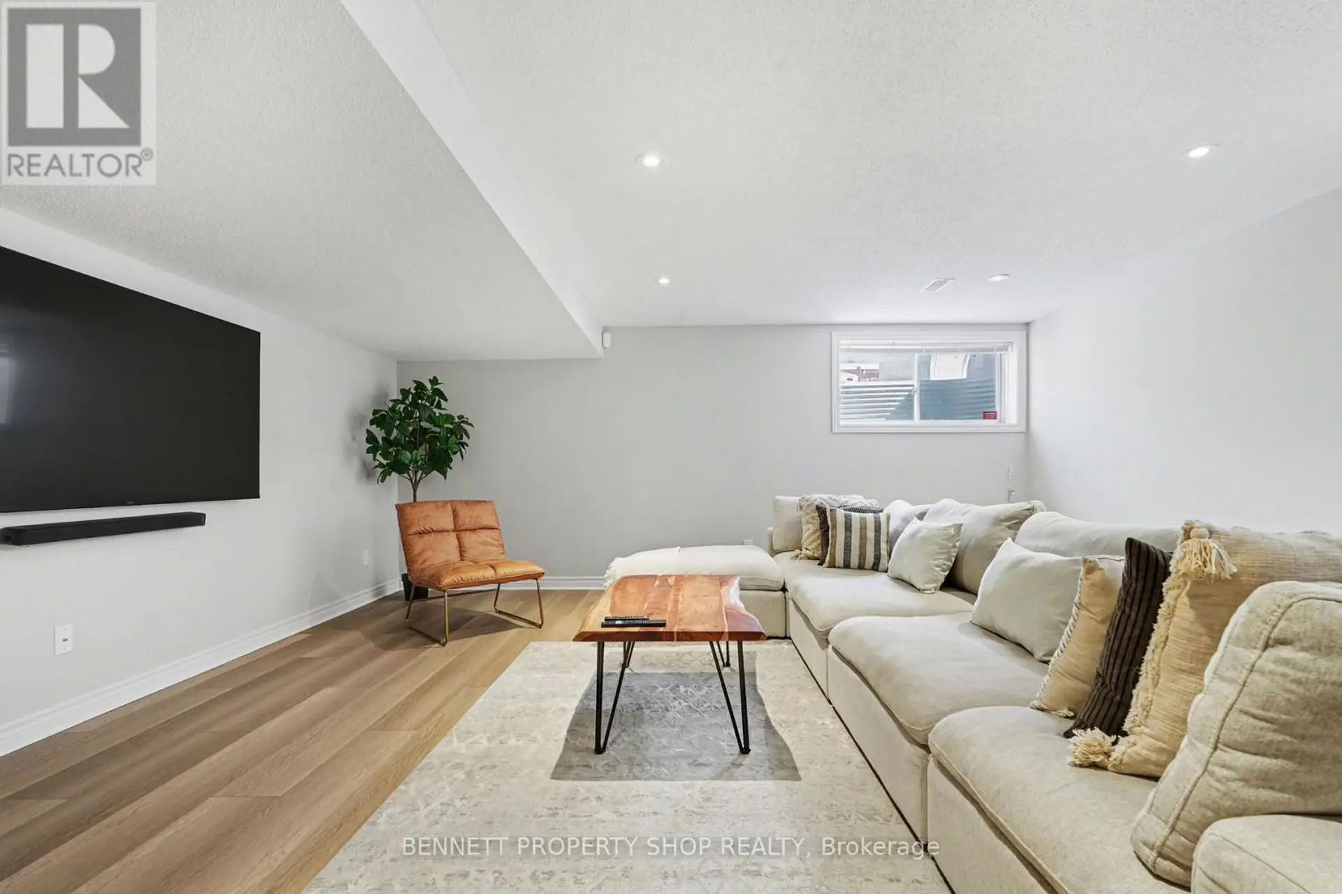 554 STARGAZER CRESCENT - Image 17