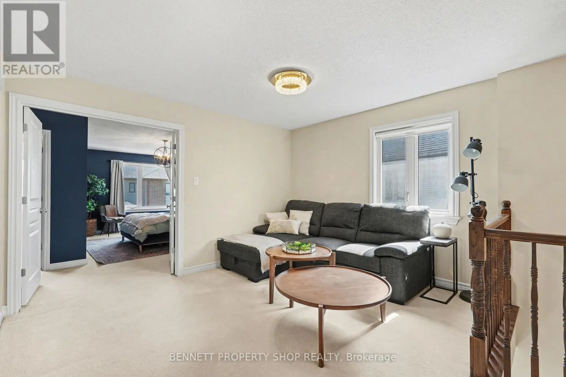 554 STARGAZER CRESCENT - Image 9