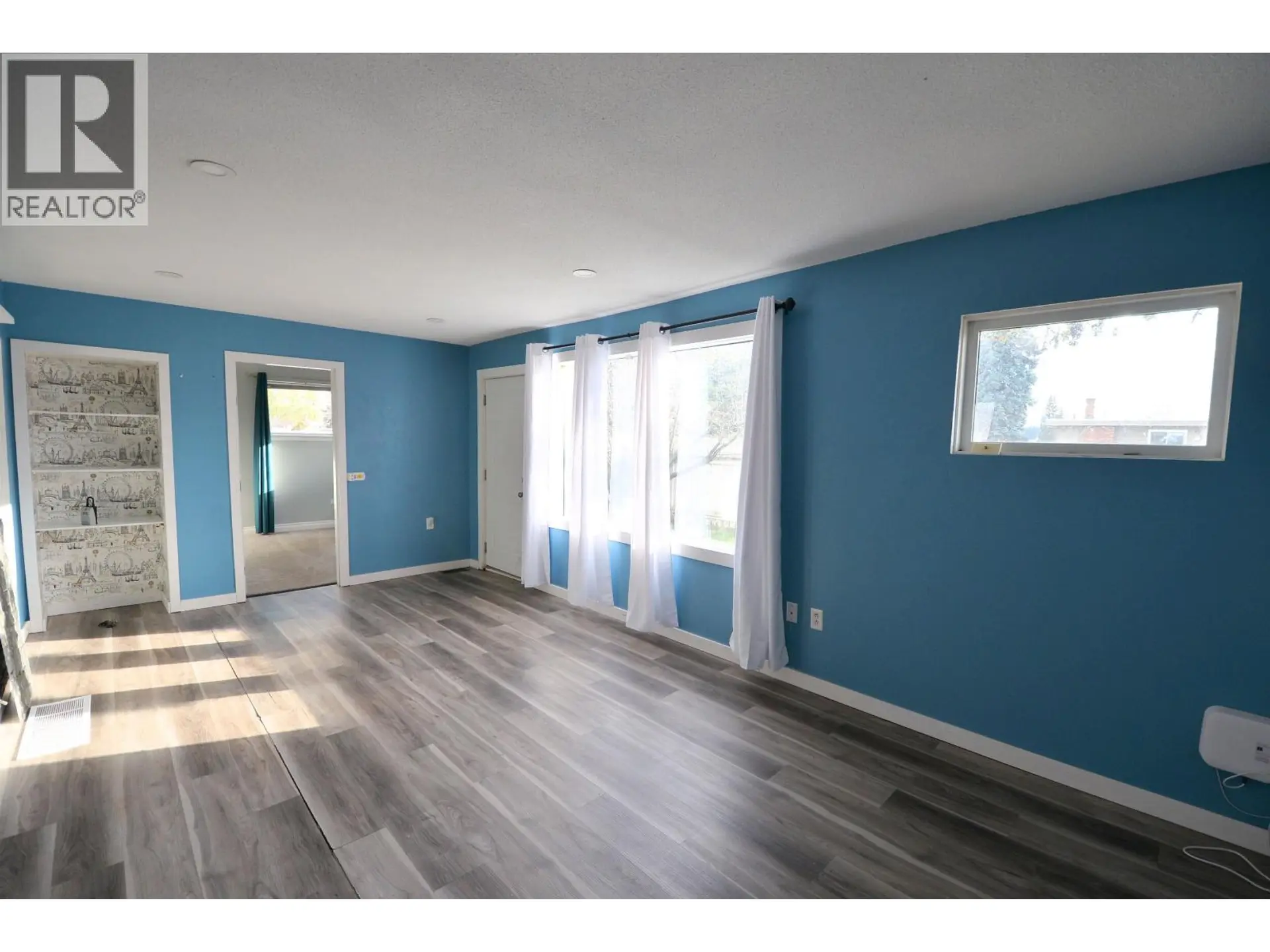 2440 15TH AVENUE - Image 3