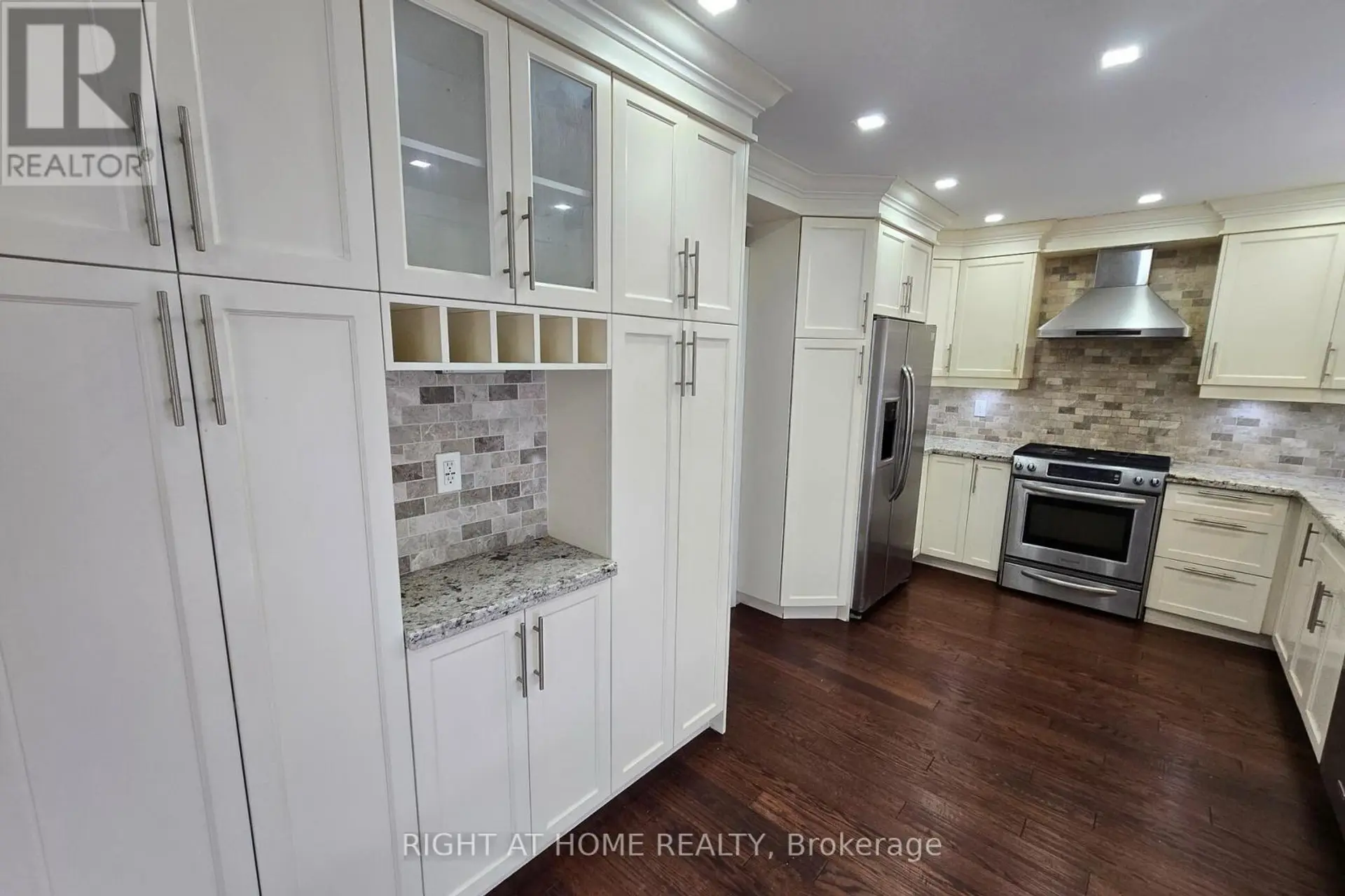 54 WOODSIDE COURT - Image 5