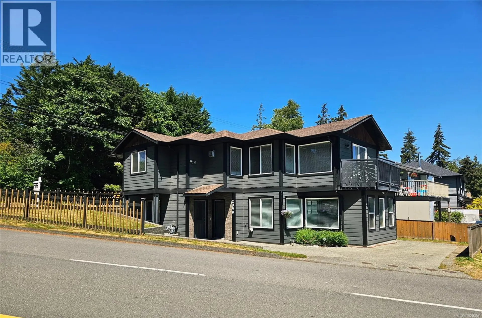 Property at 2099 Maple Ave S, Sooke, BC