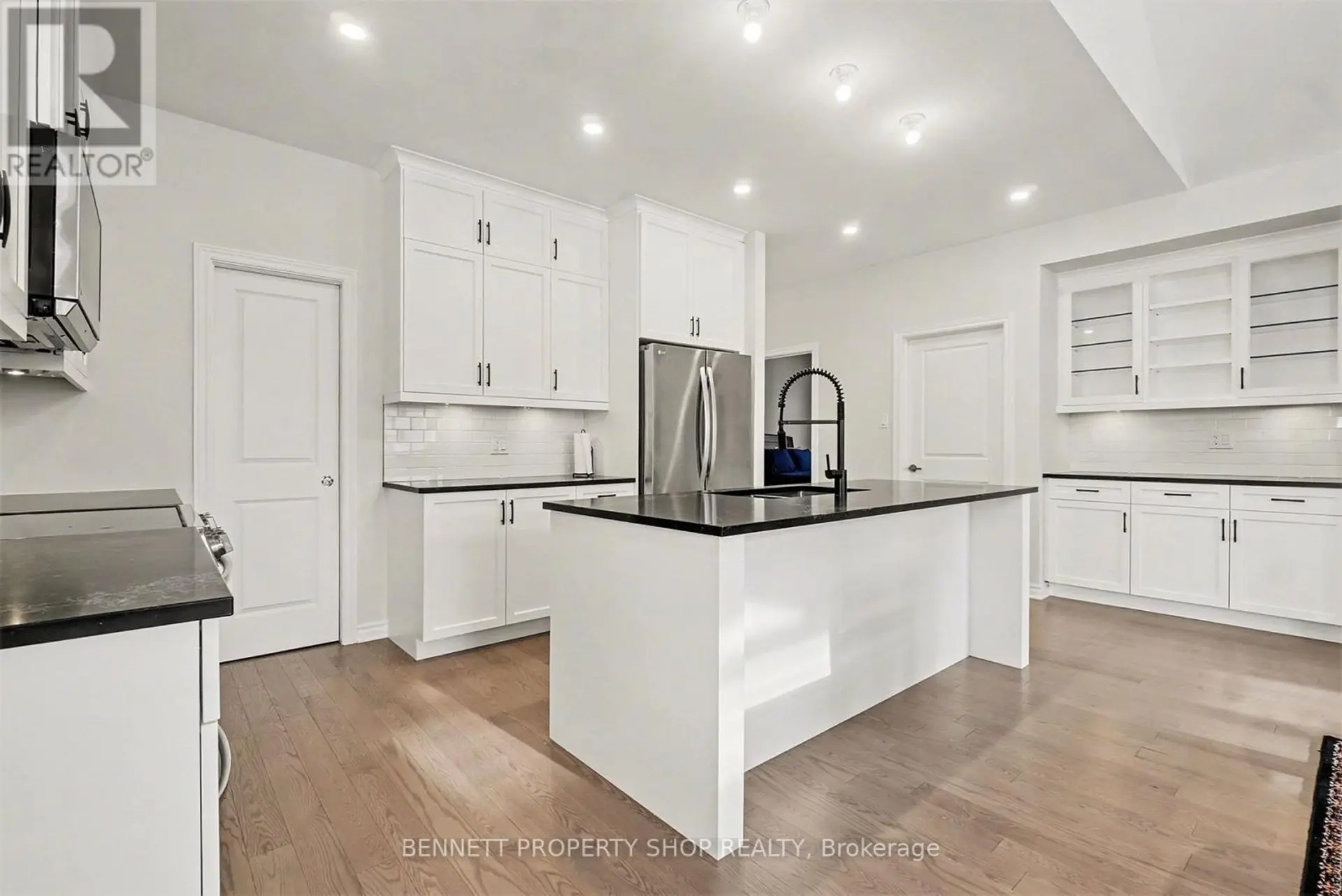 621 ENCLAVE LANE - Image 6
