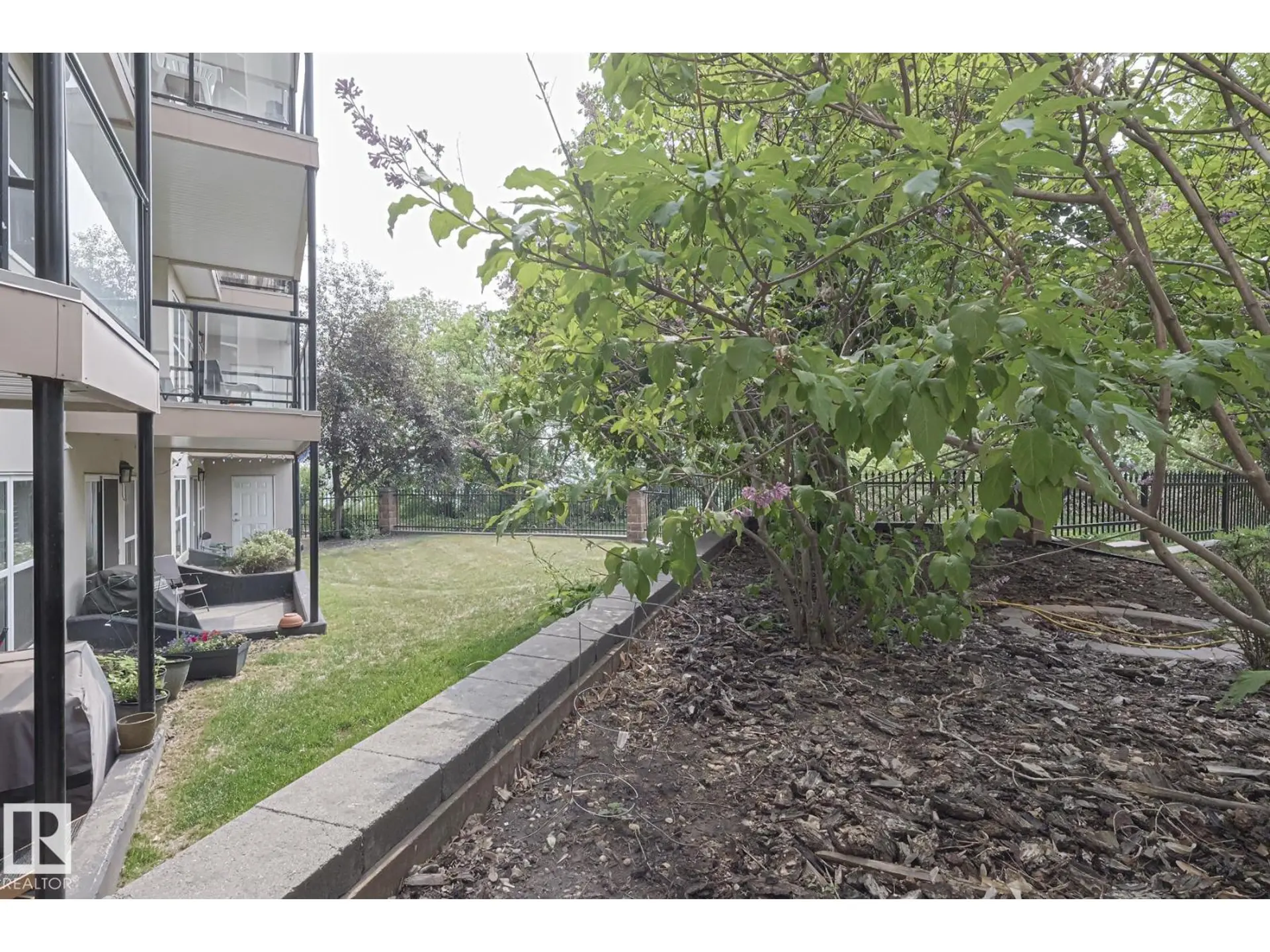 #113 9507 101 AV NW - Image 20
