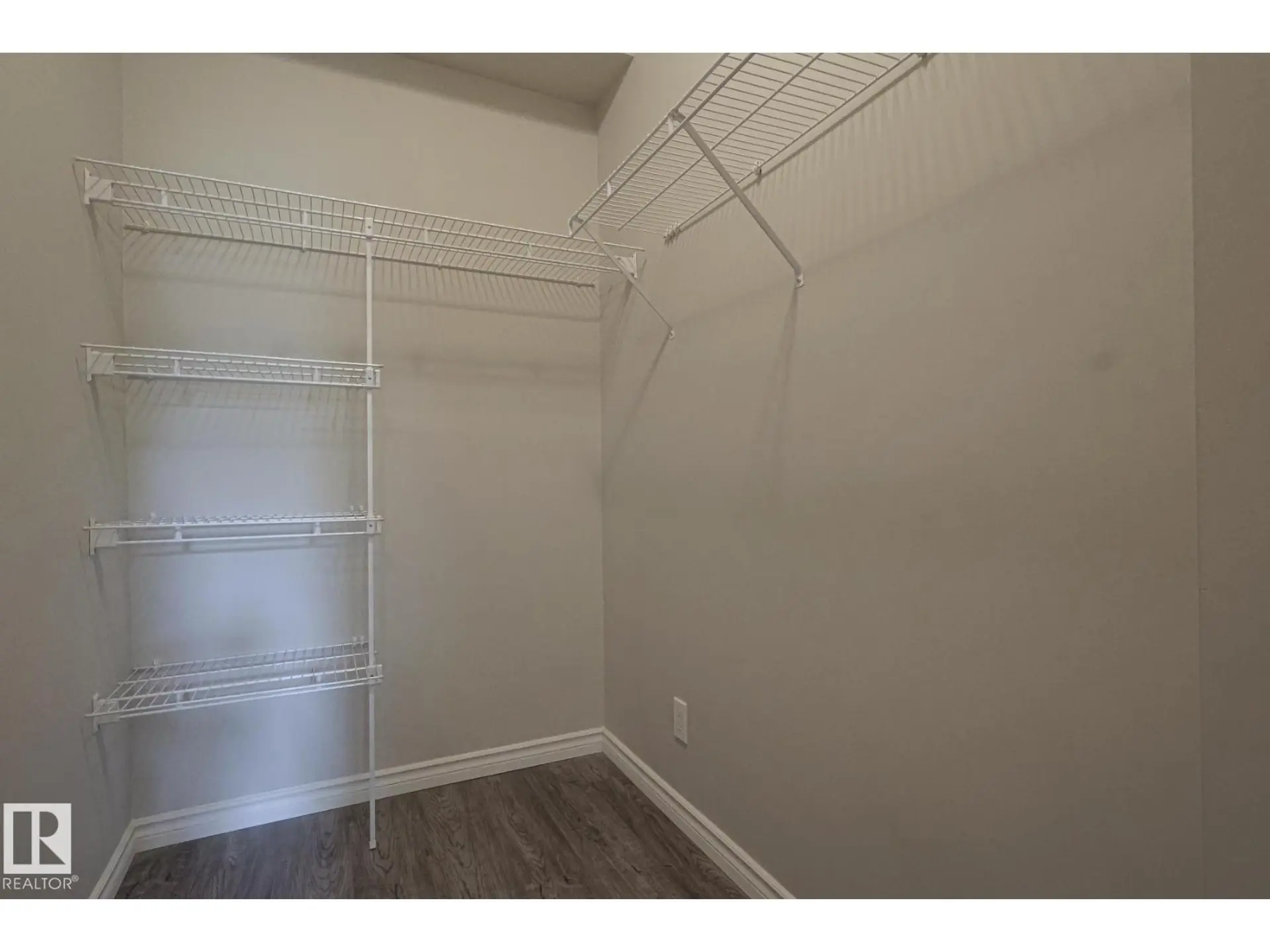 #113 9507 101 AV NW - Image 6
