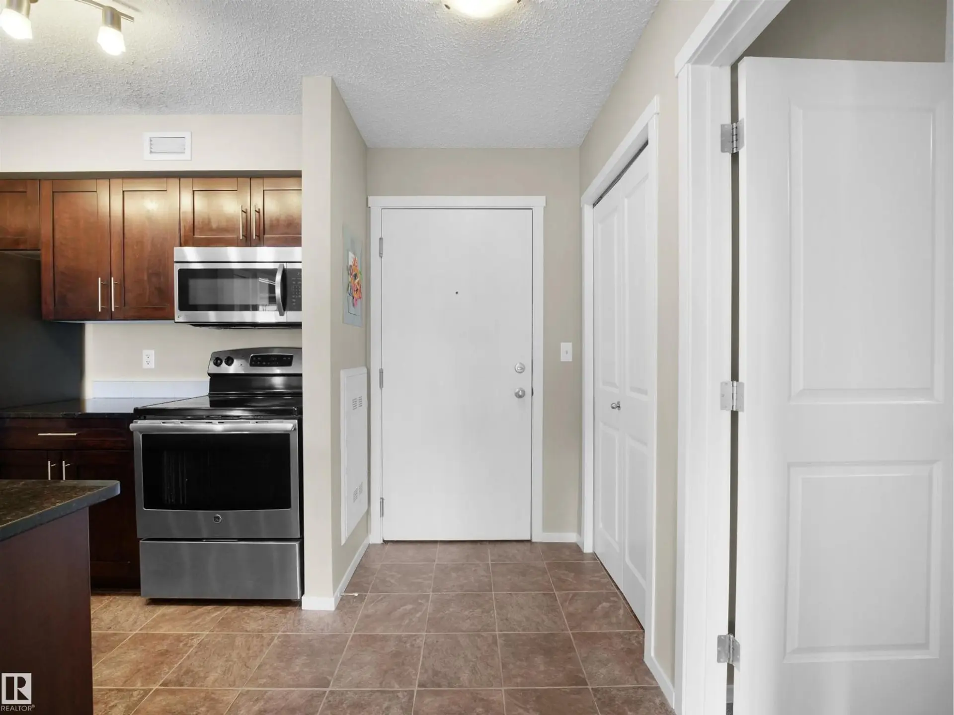 #422 5816 MULLEN PL NW - Image 8