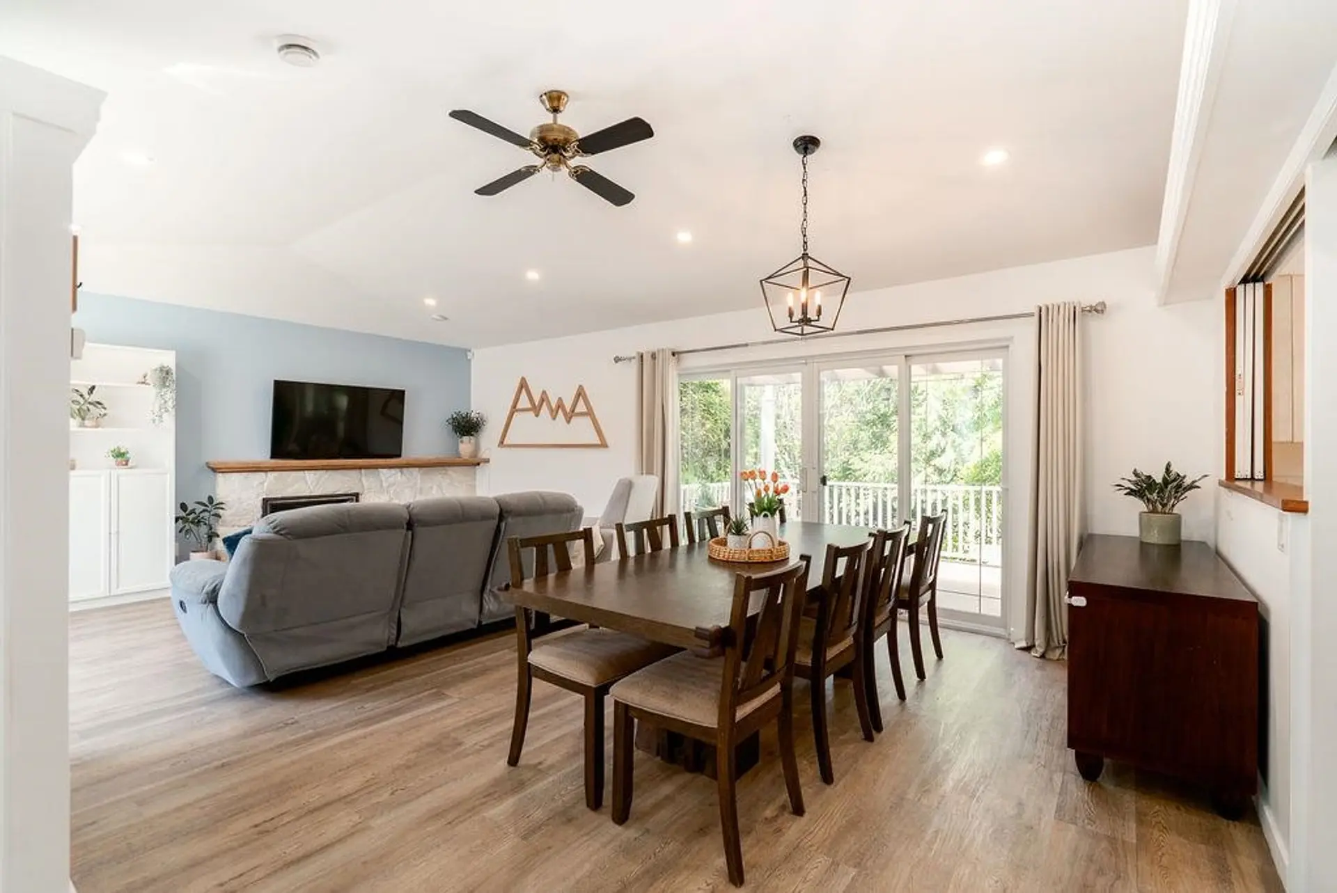 Property at 1032 Edgewater Crescent, Squamish, BC