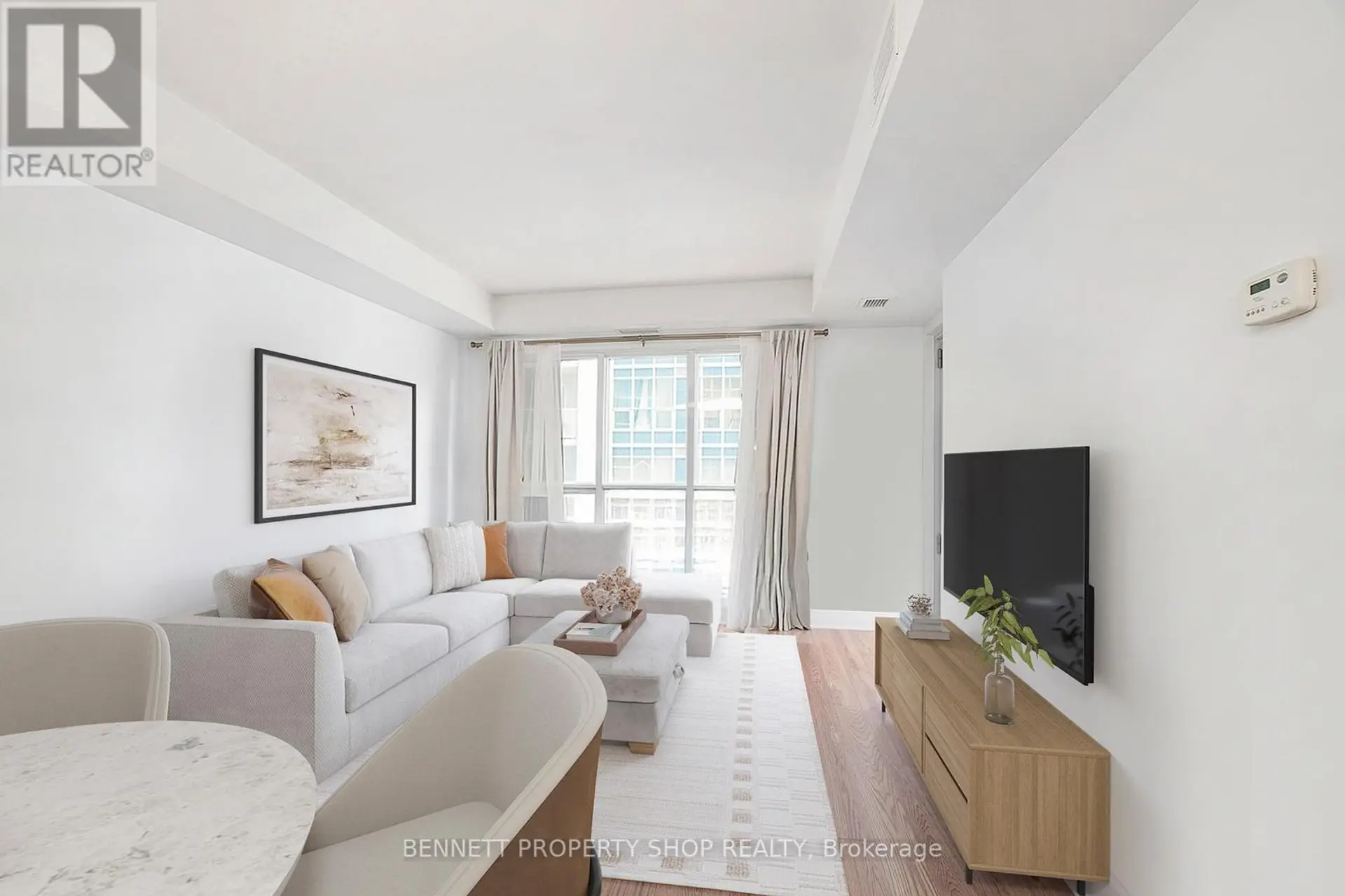 #807 242 RIDEAU STREET - Image 5