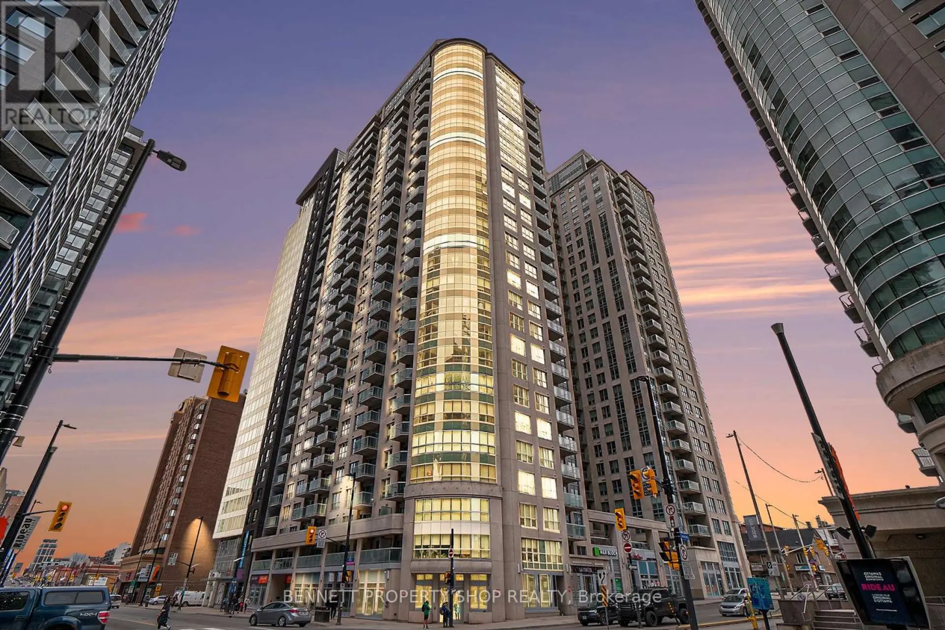 #807 242 RIDEAU STREET - Image 14