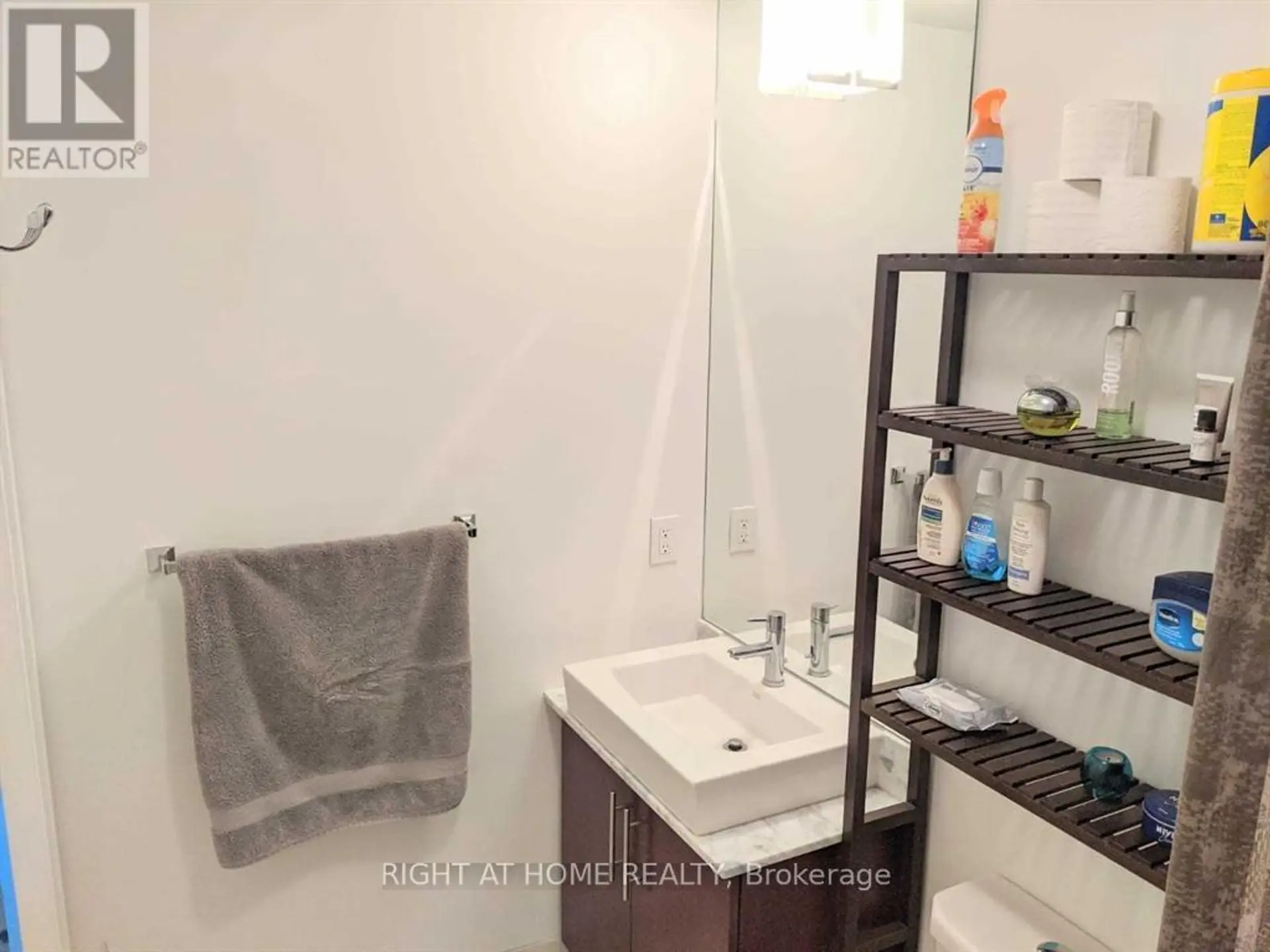 #3411 55 BREMNER BOULEVARD - Image 7