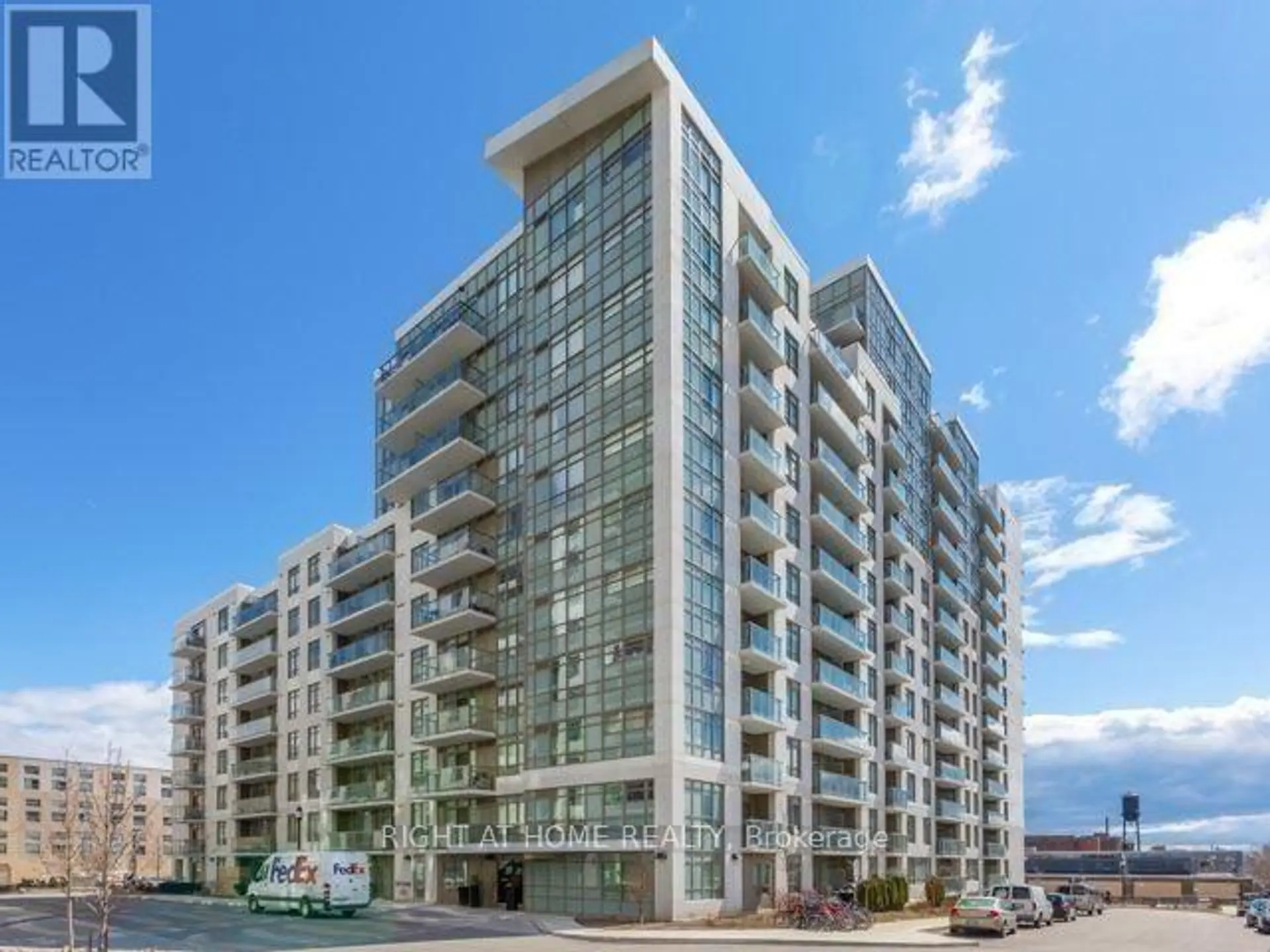 #1016 812 LANSDOWNE AVENUE - Image 1
