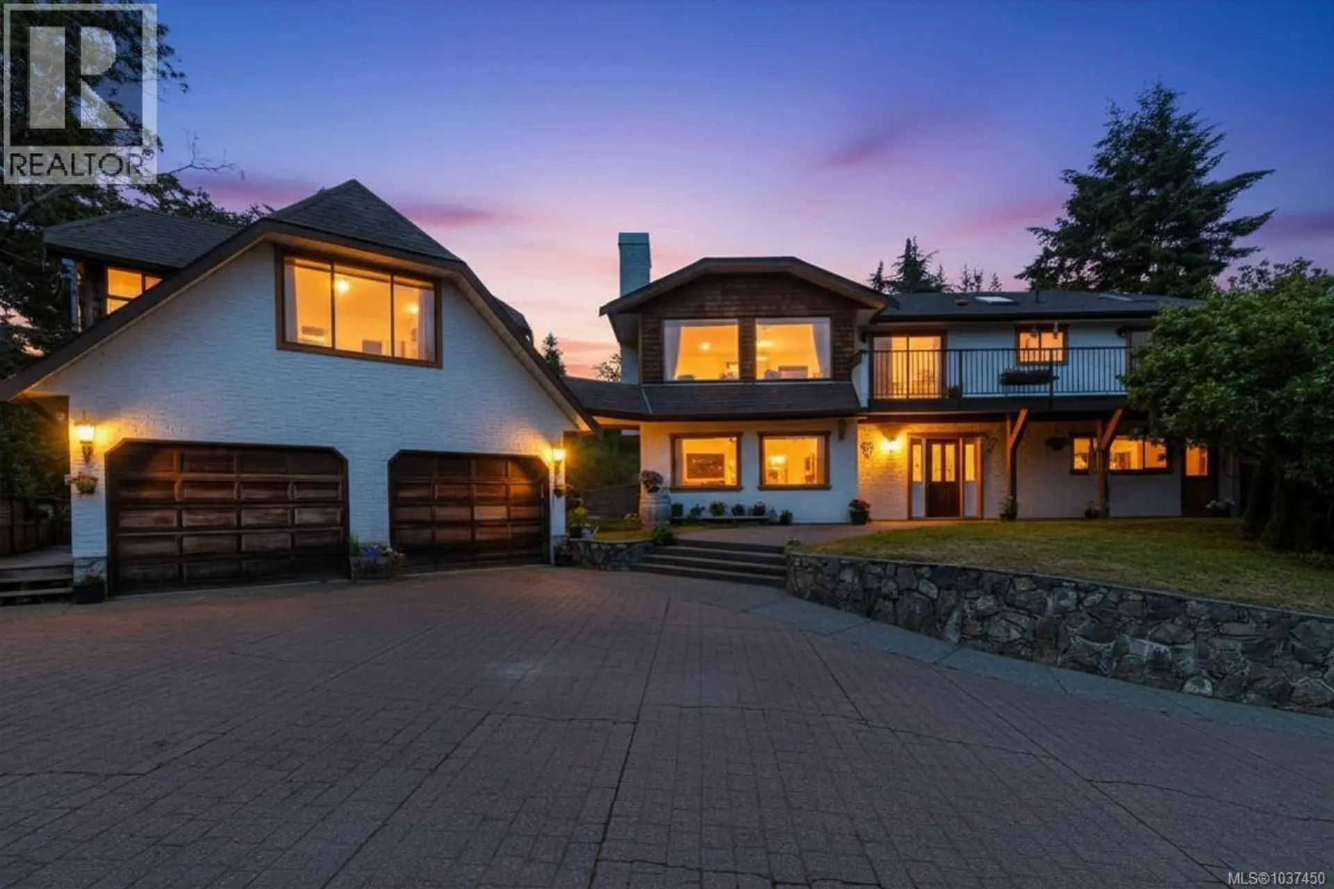 Property at 5 Highbank Rd, View Royal, BC