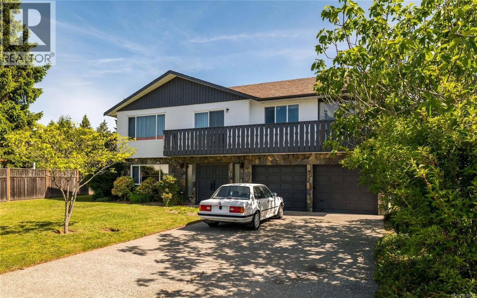 Property at 4098 Orion Pl, Saanich, BC