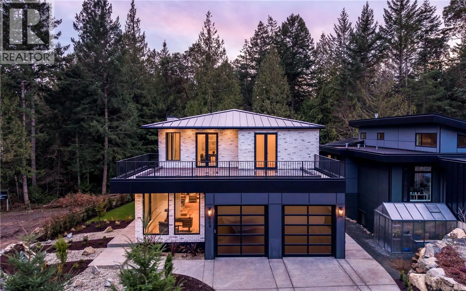 Property at 609 Medalist Ave, Colwood, BC