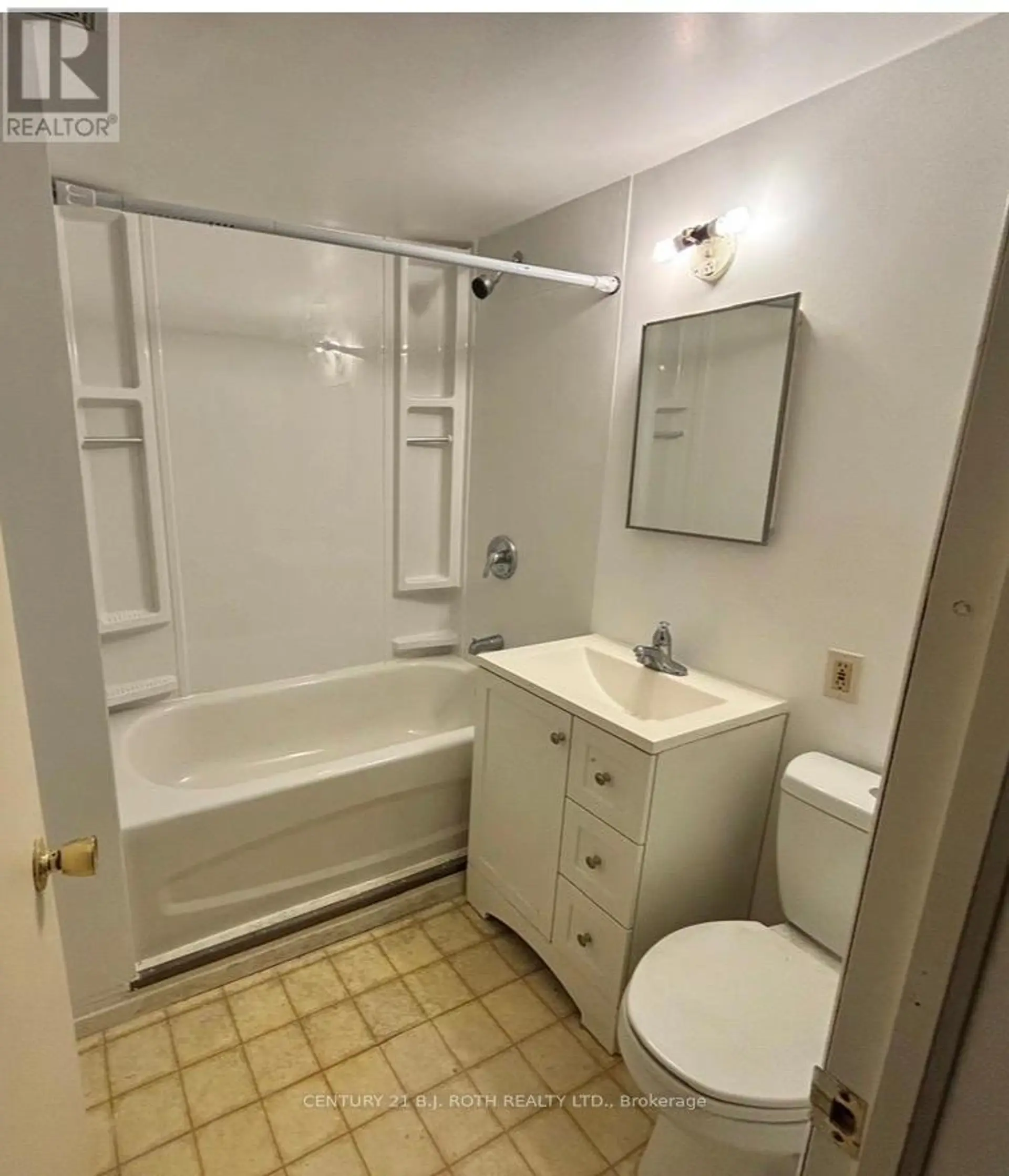 17 BURBANK PLACE - Image 6