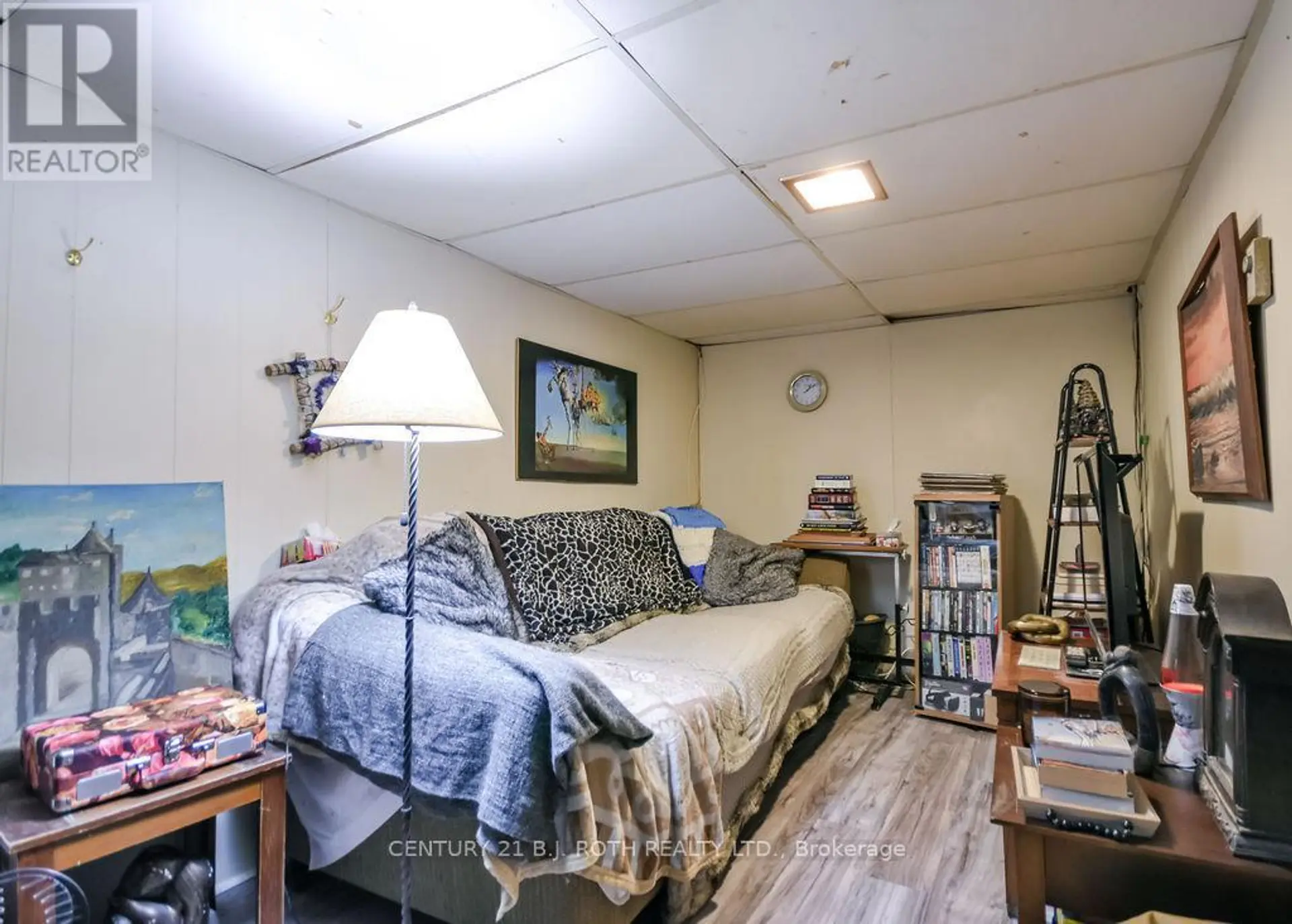 17 BURBANK PLACE - Image 7