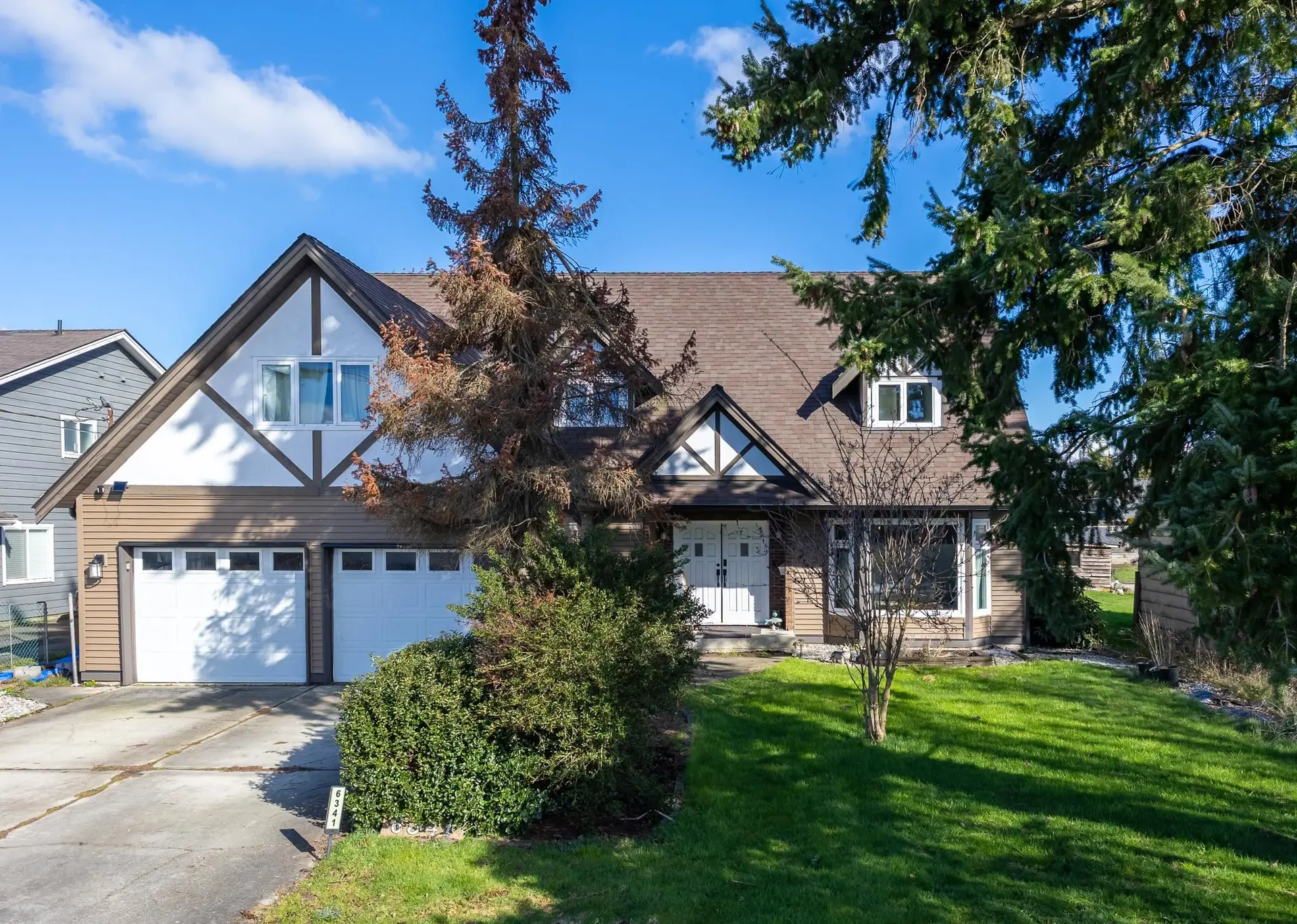 Property at 6341 43a Avenue, Delta, BC
