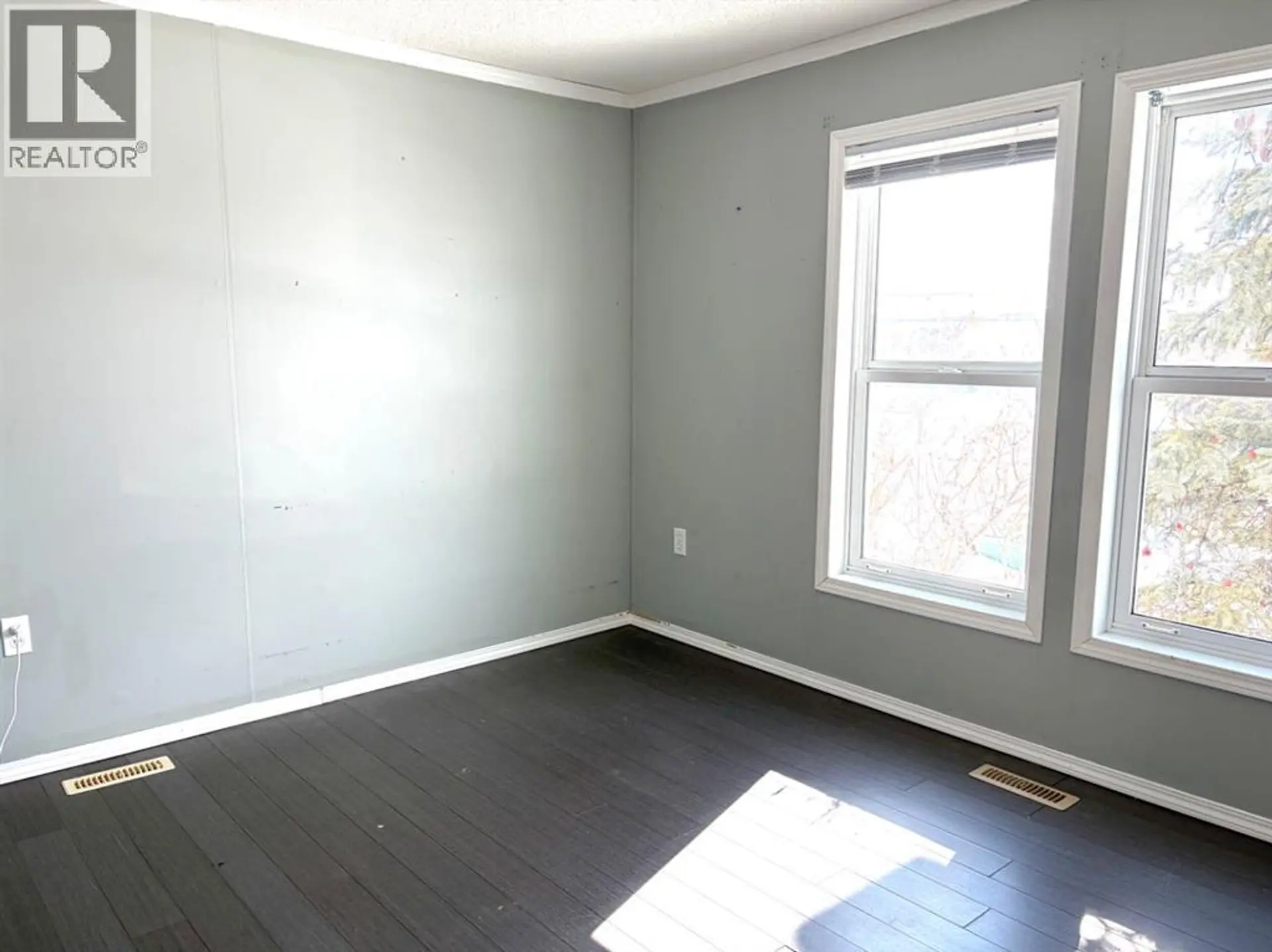 109 Elm Street - Image 8