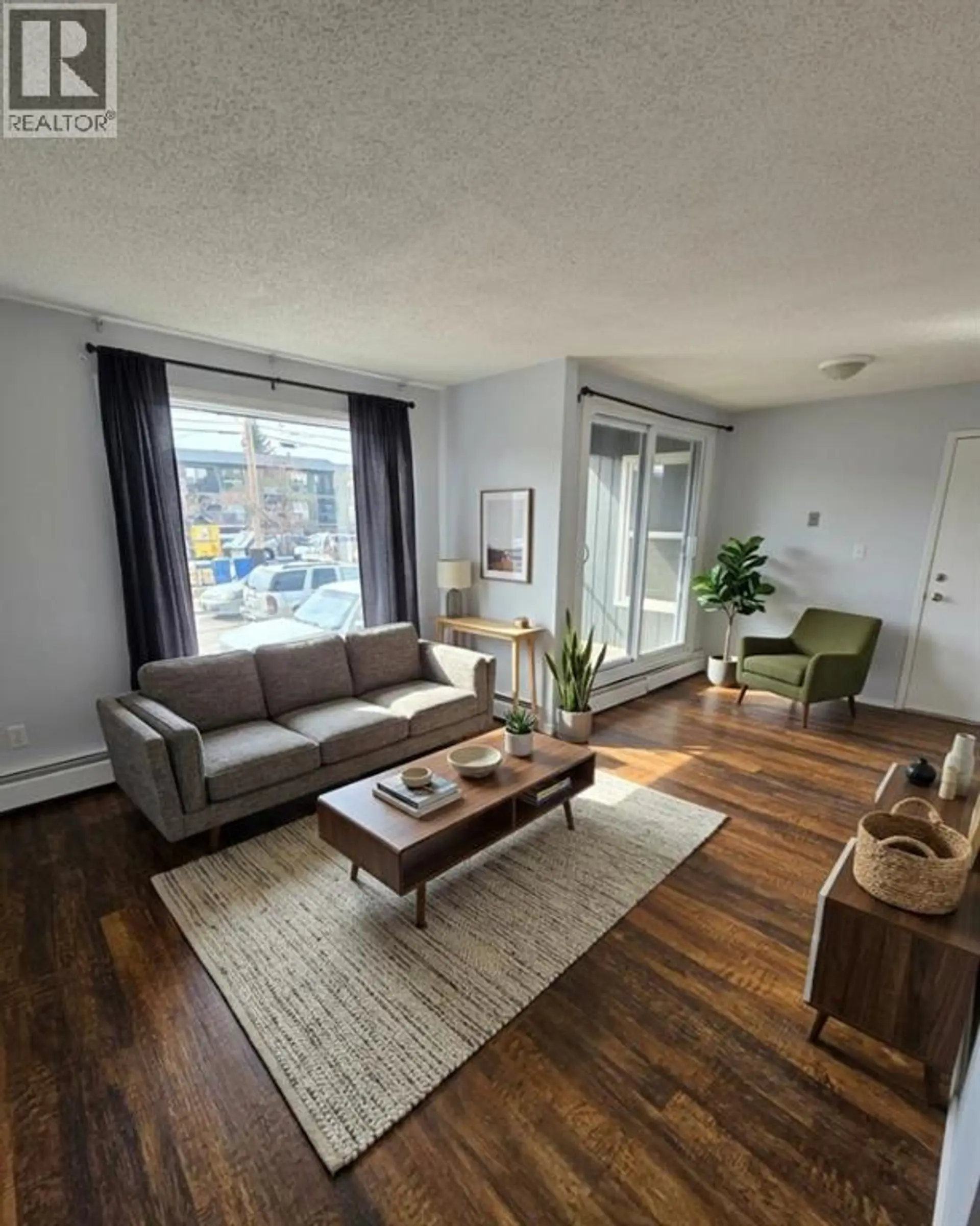 4503 73 Street NW - Image 5