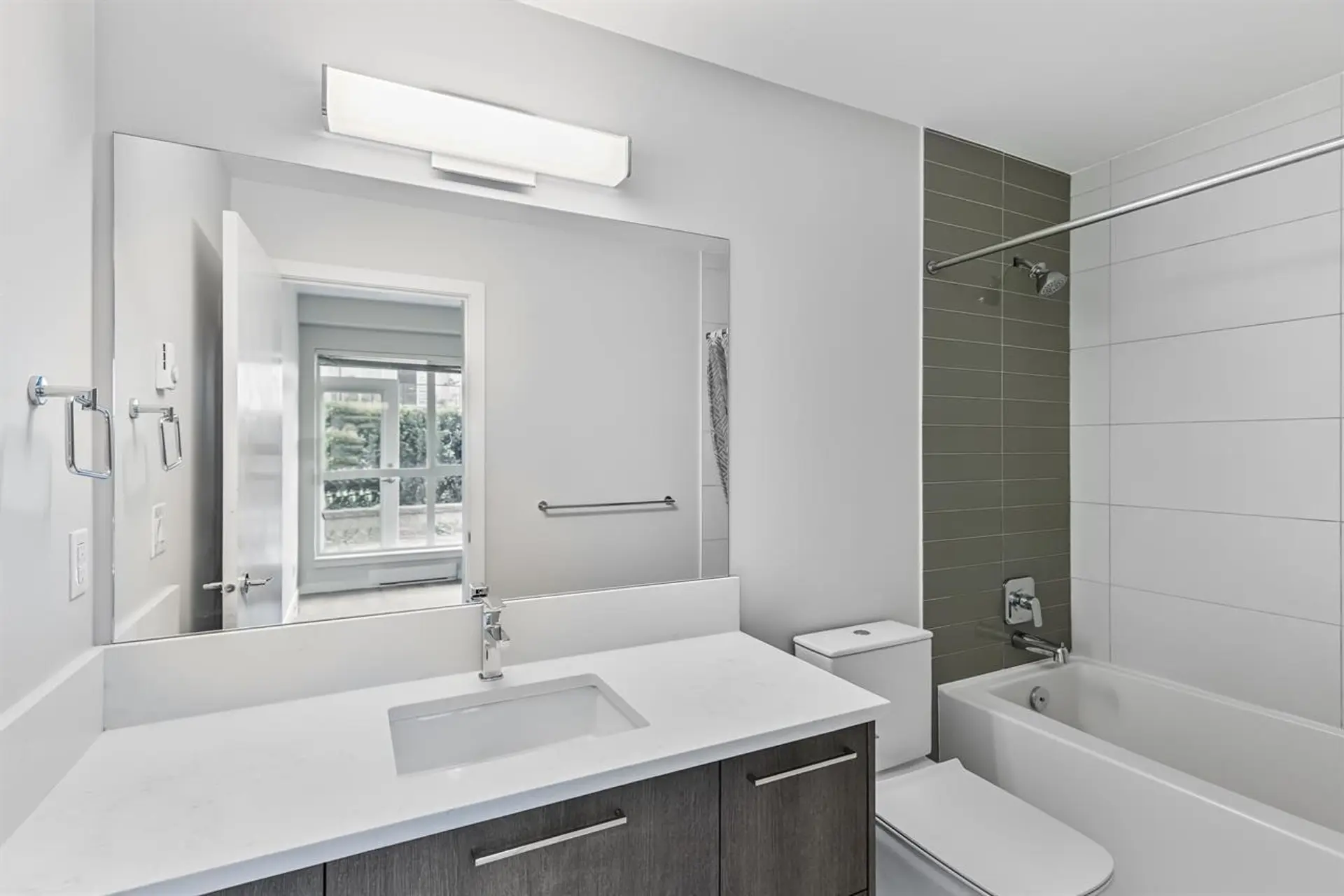 #210 13768 108 Avenue - Image 3