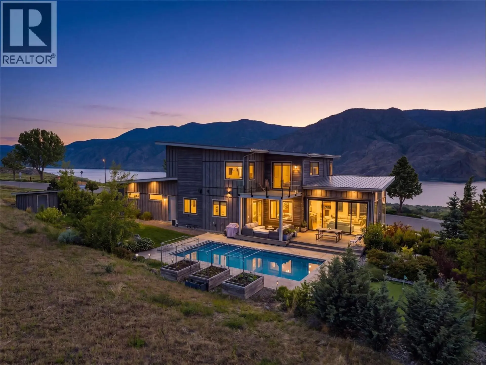 Property at 316 HOLLOWAY Drive, Kamloops, BC