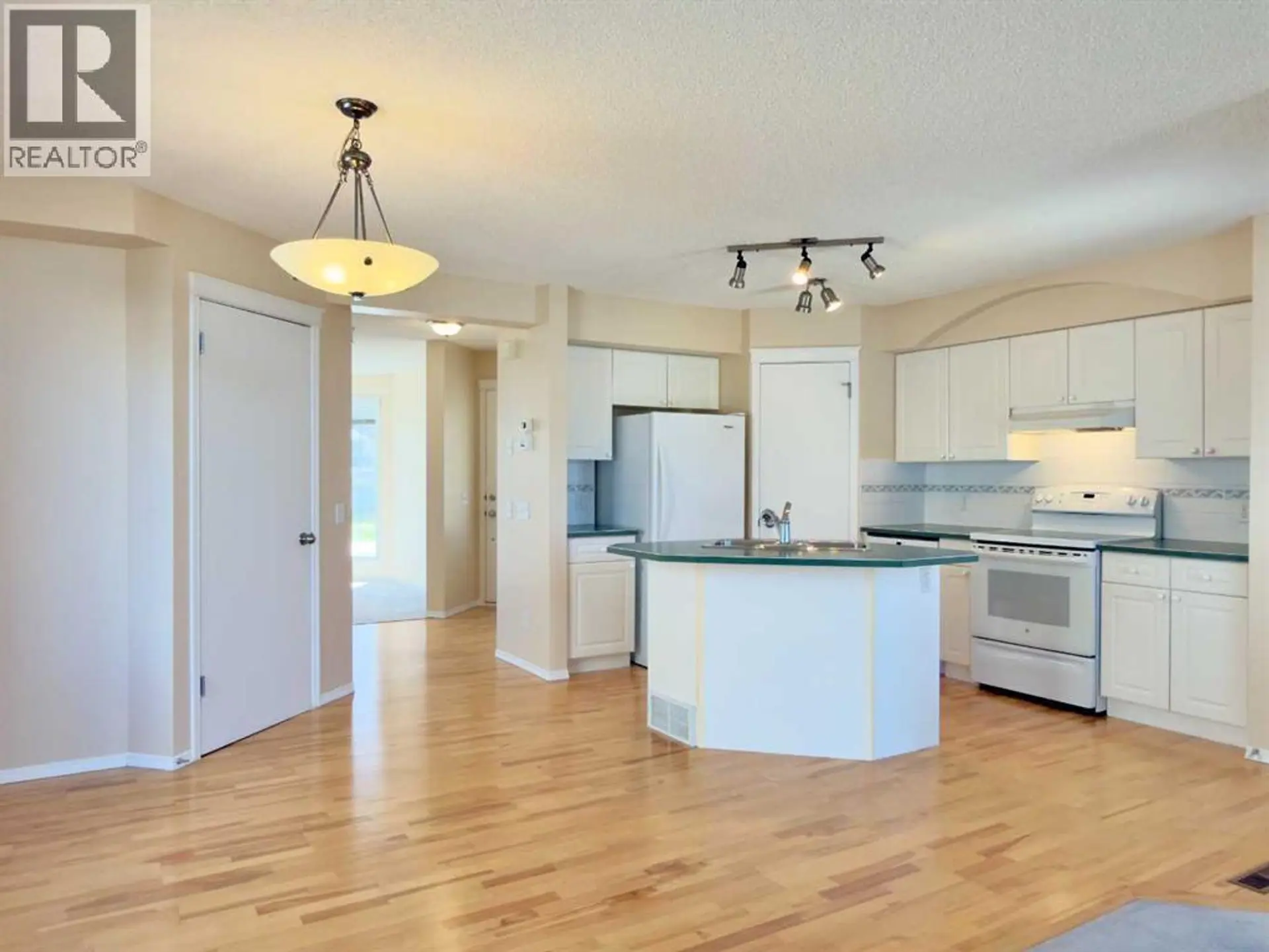 206 Tuscany Drive NW - Image 7