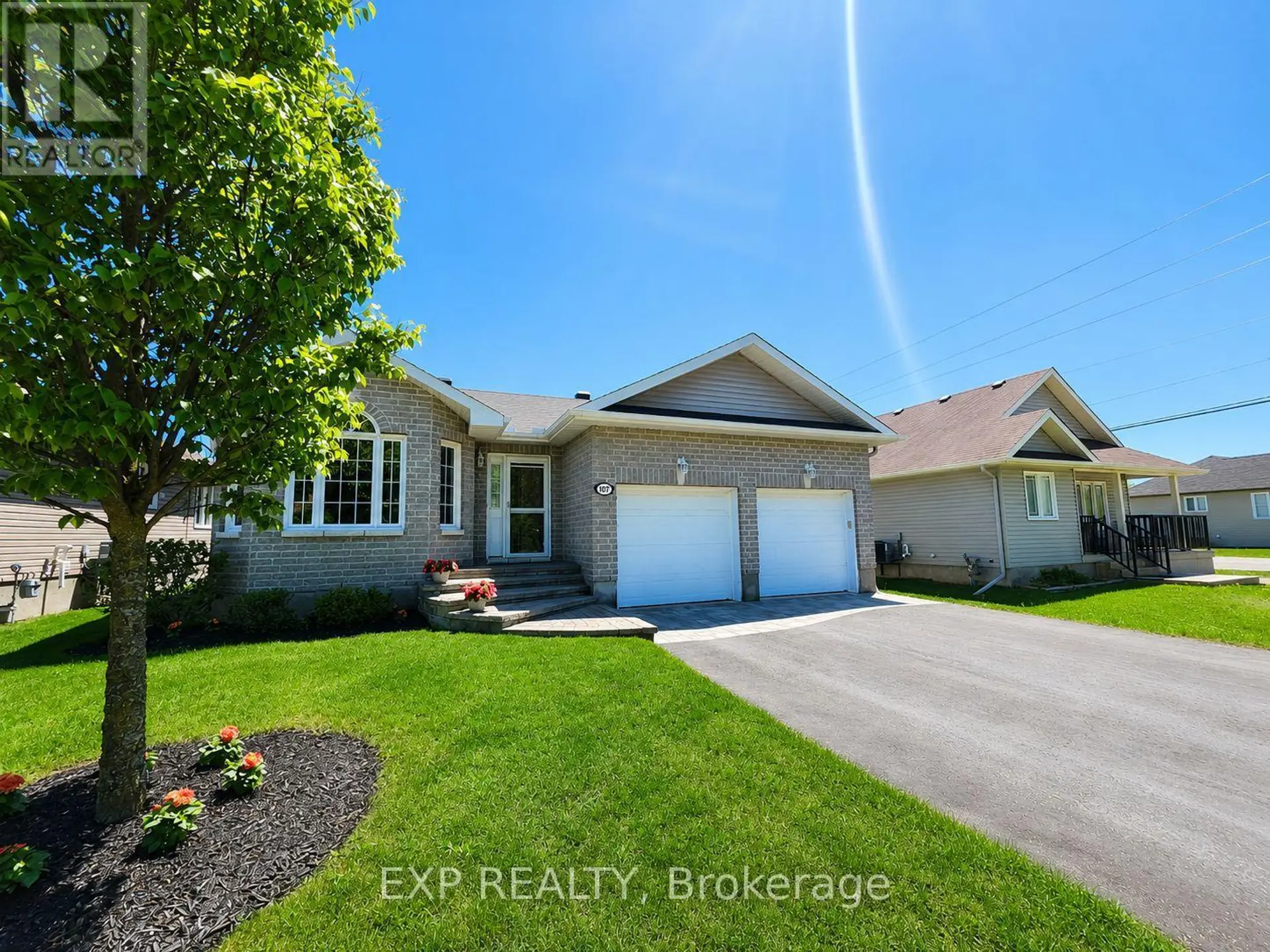 107 FERRARA DRIVE - Image 1