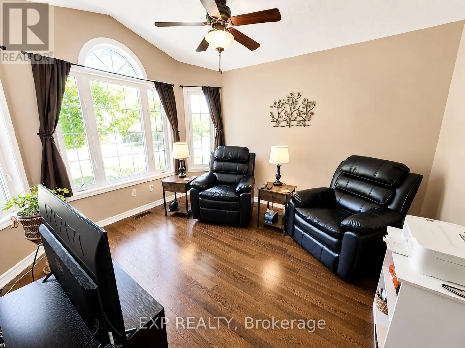 107 FERRARA DRIVE - Image 17