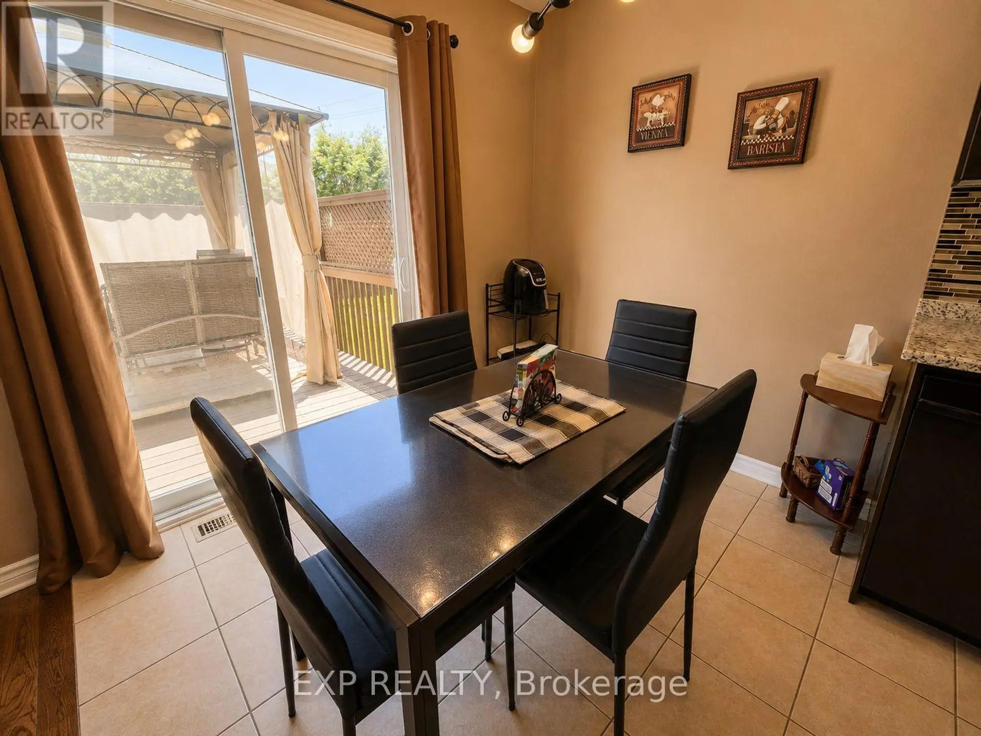 107 FERRARA DRIVE - Image 9