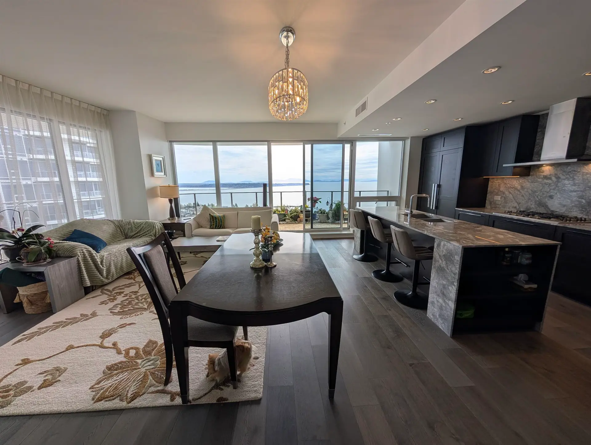 Property at #1905 1500 Martin Street, White Rock, BC