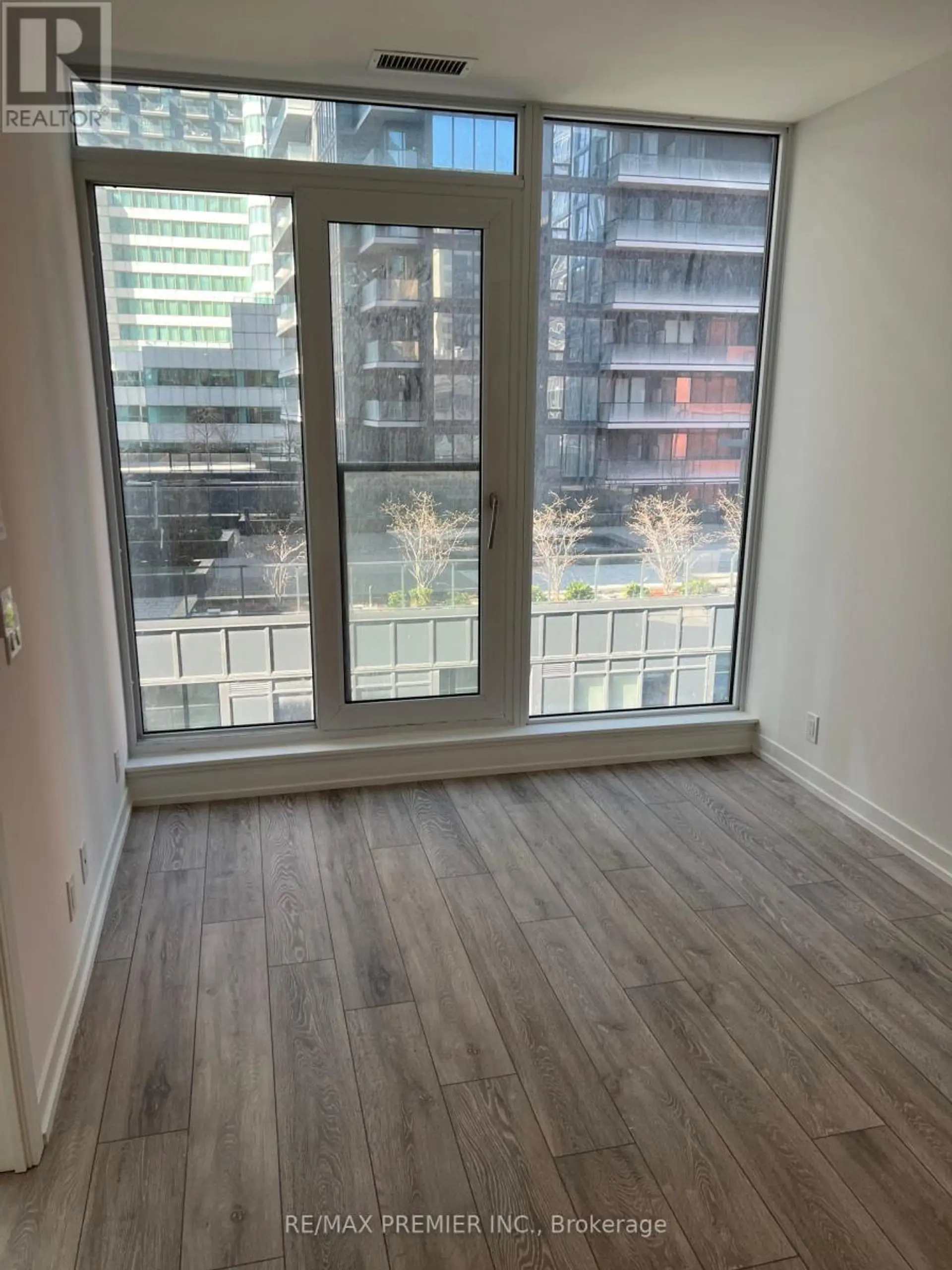 #1007 55 MERCER STREET - Image 3