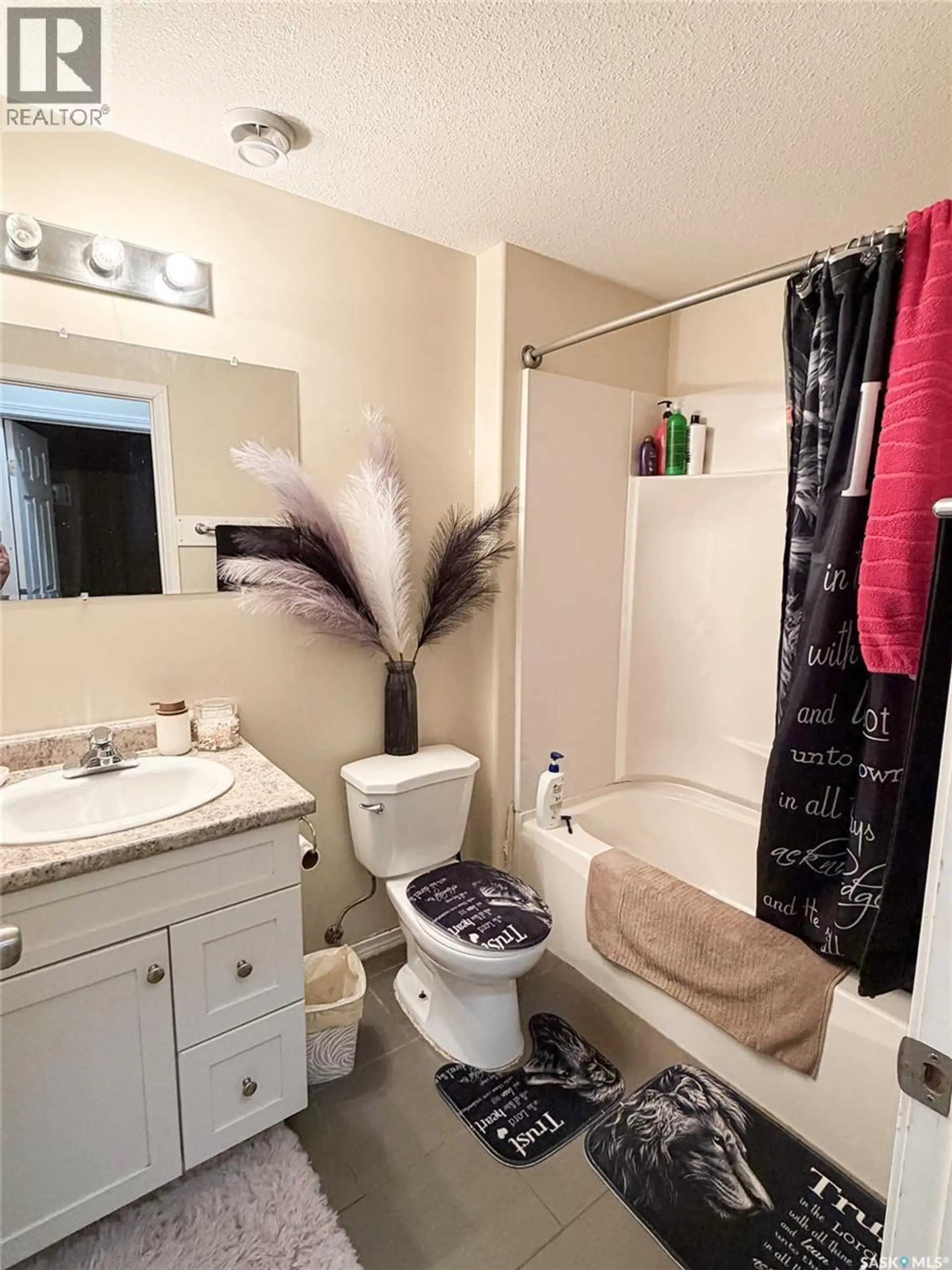 215 2nd STREET W - Image 14