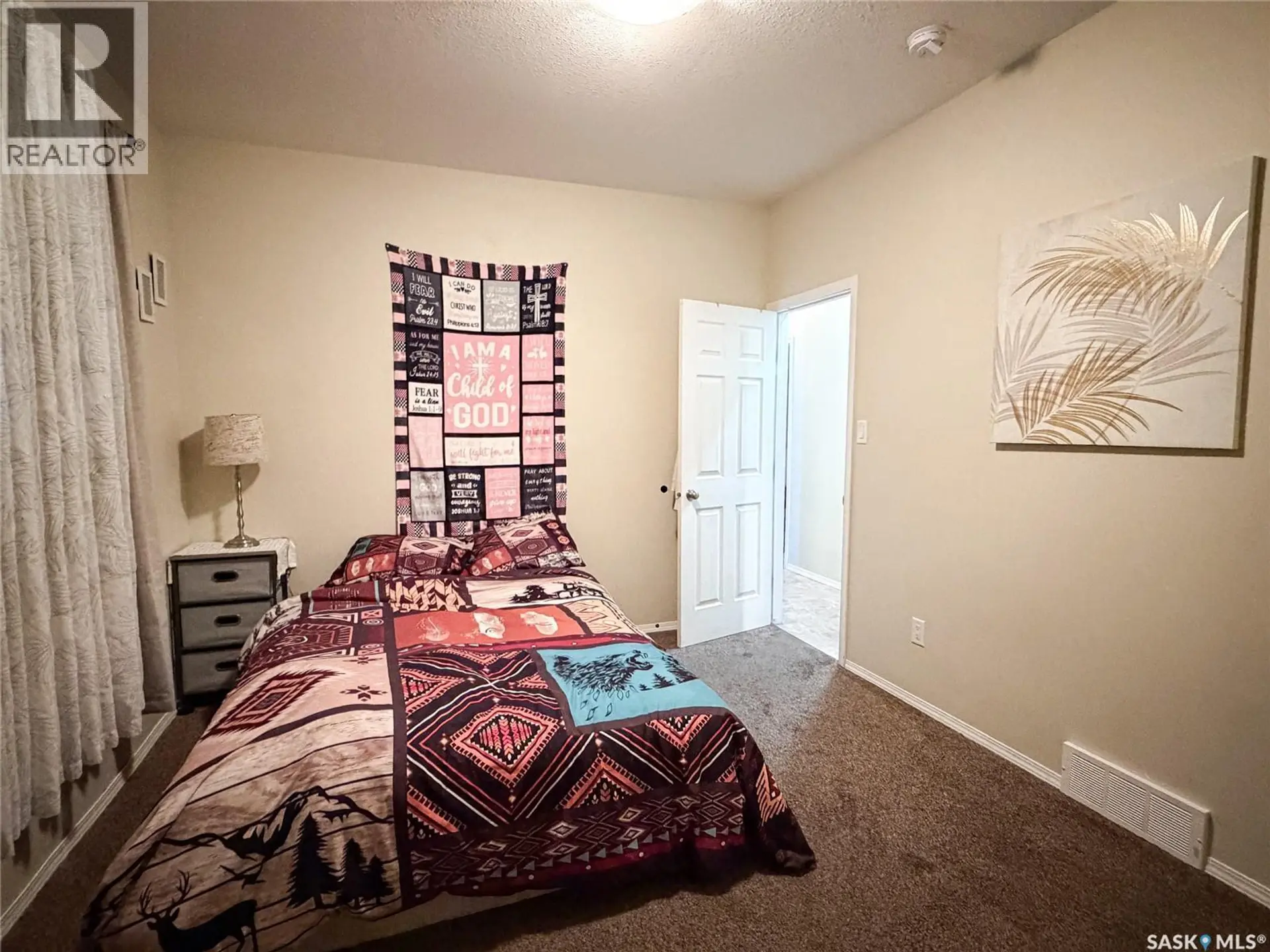 215 2nd STREET W - Image 11