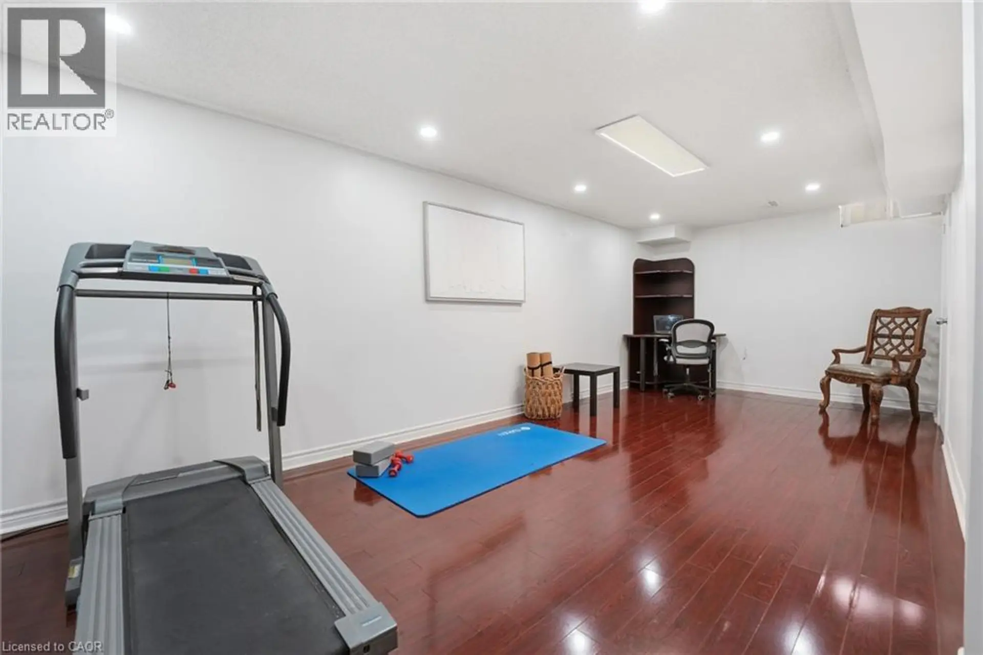 39 RIVIERA Drive - Image 16