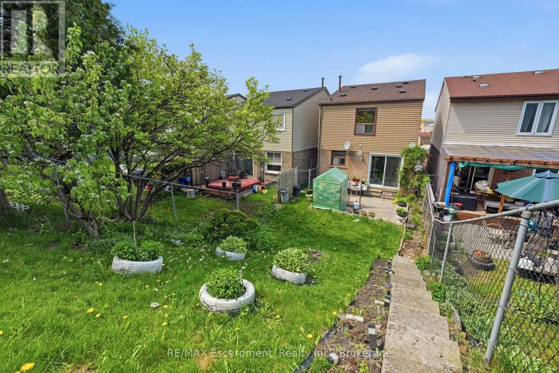 39 RIVIERA DRIVE - Image 18