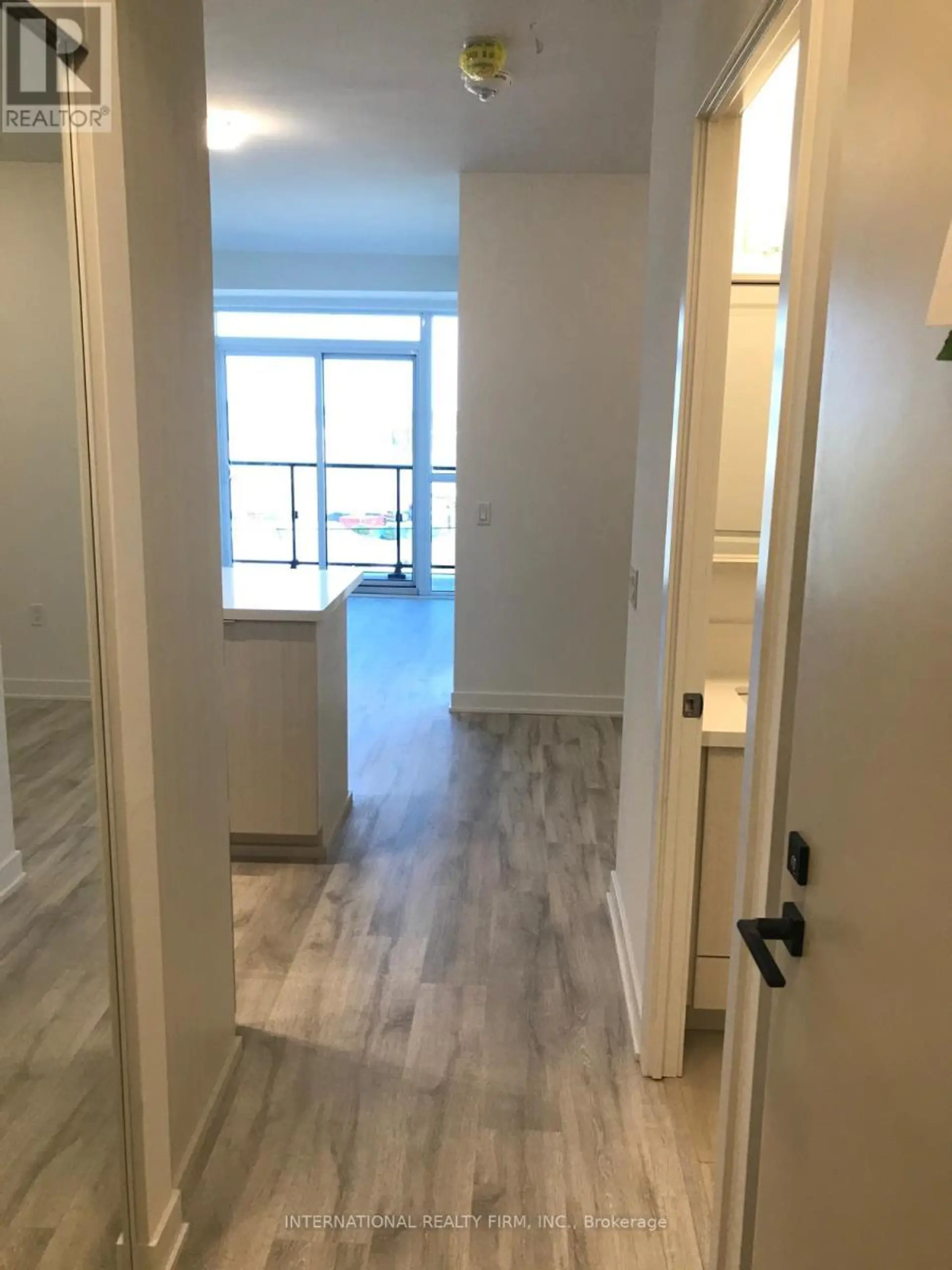 #601 4677 GLEN ERIN DRIVE - Image 6