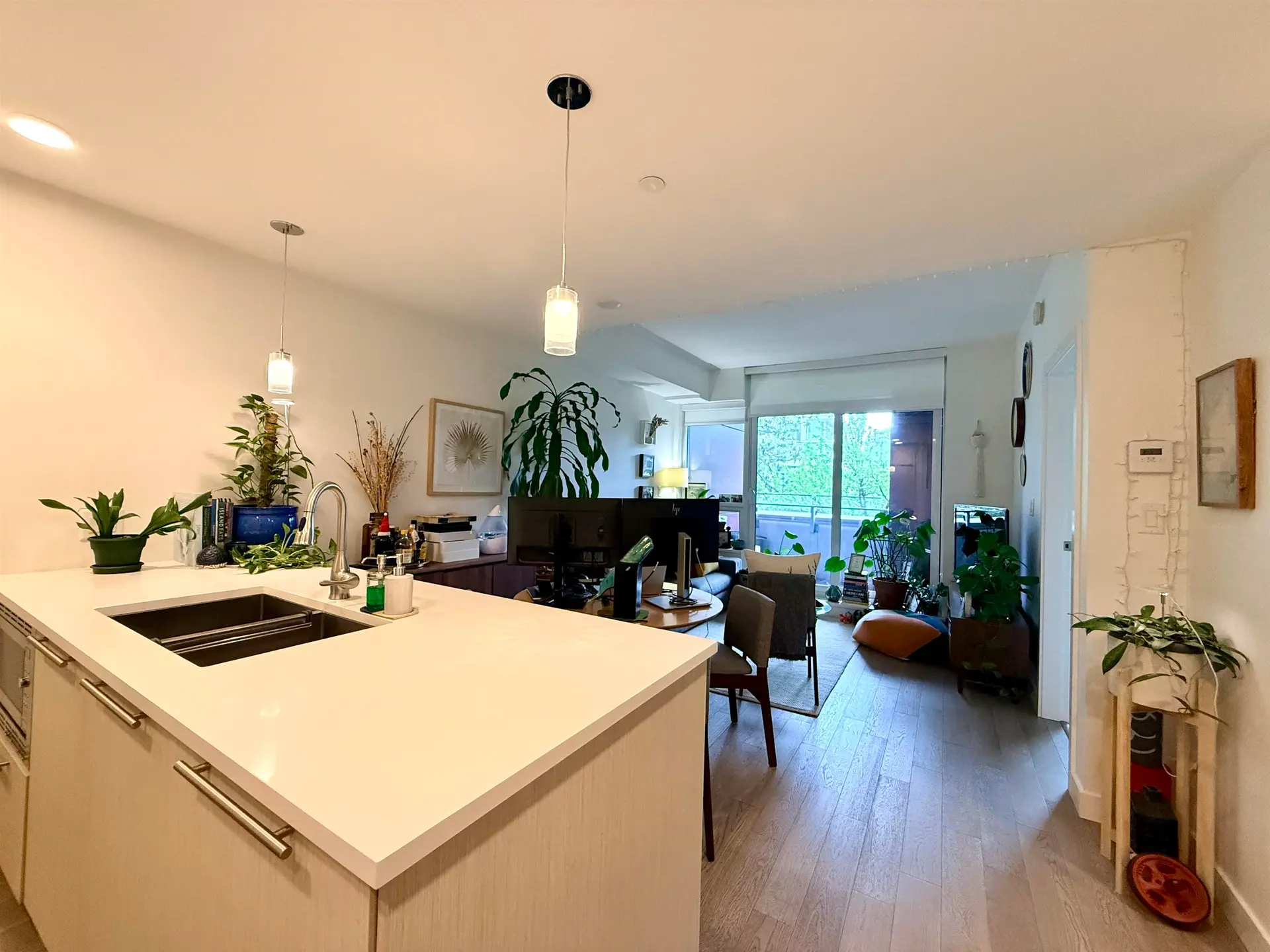 #305 5033 Cambie Street - Image 4