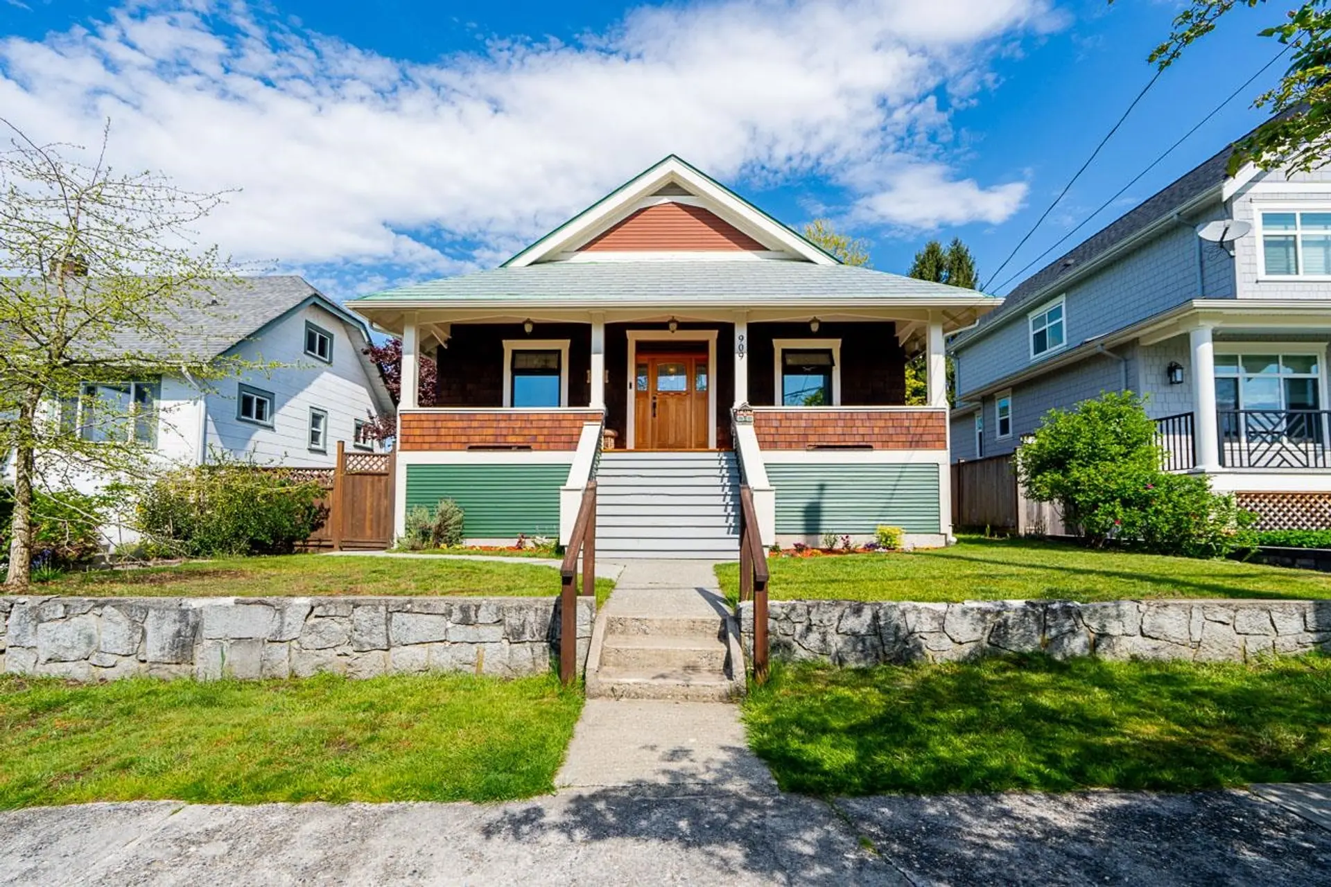 Property at 909 Dublin Street, New Westminster, BC