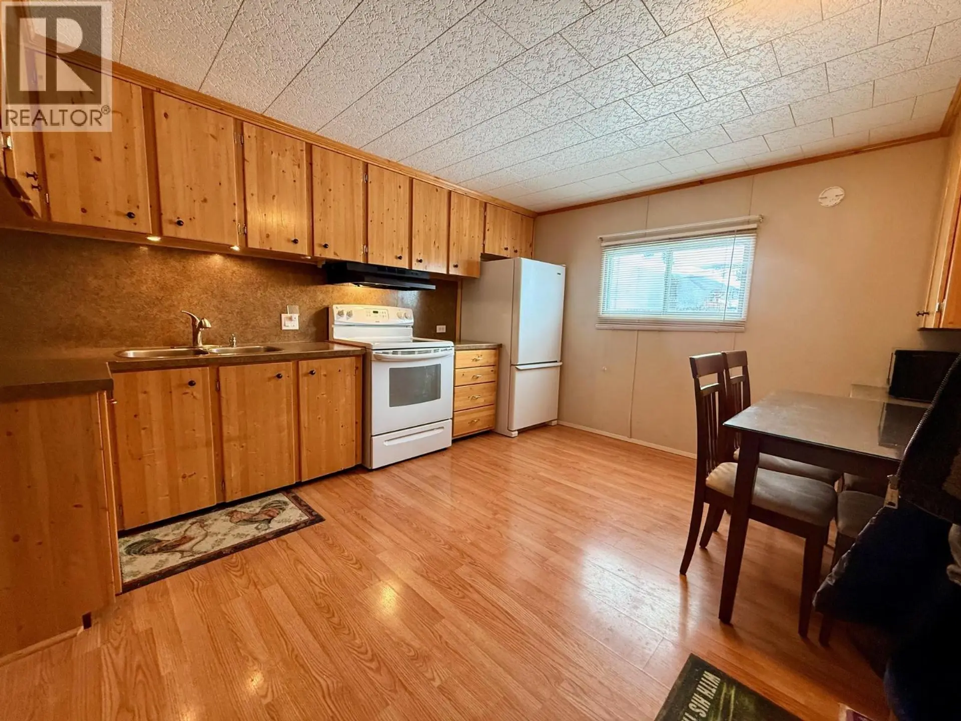 #E10 60 COKATO Road - Image 4