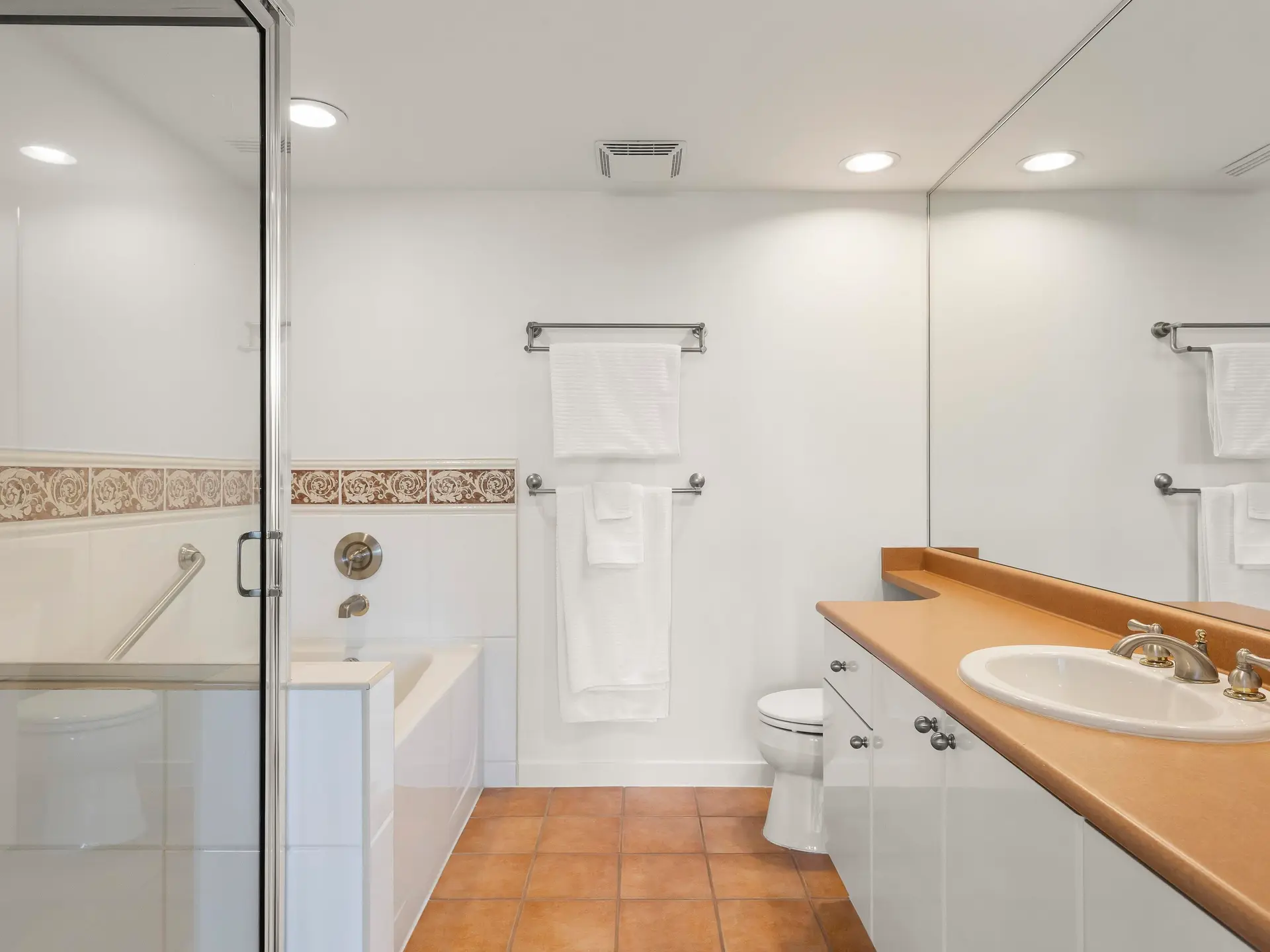 #611 1425 W 6th Avenue - Image 14
