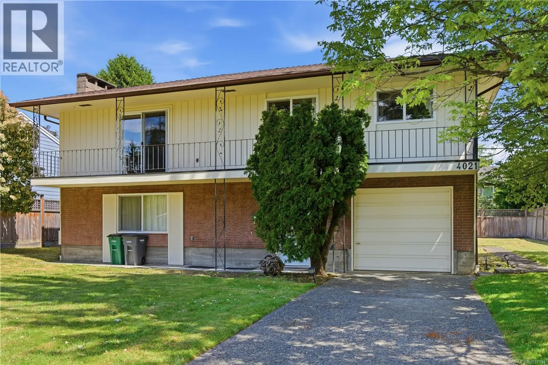 Property at 4021 Magdelin St, Saanich, BC