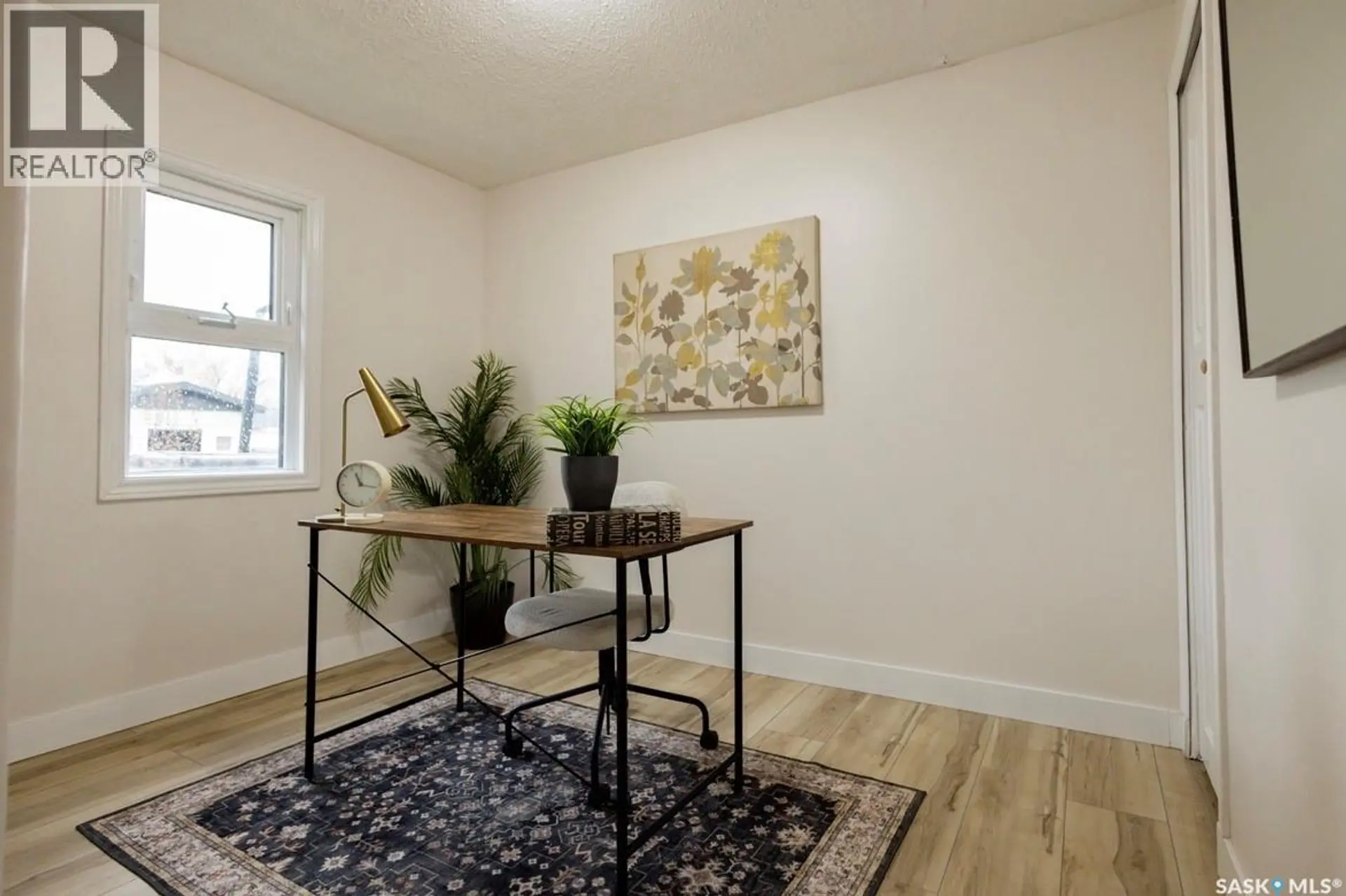 2070 Reynolds STREET - Image 12