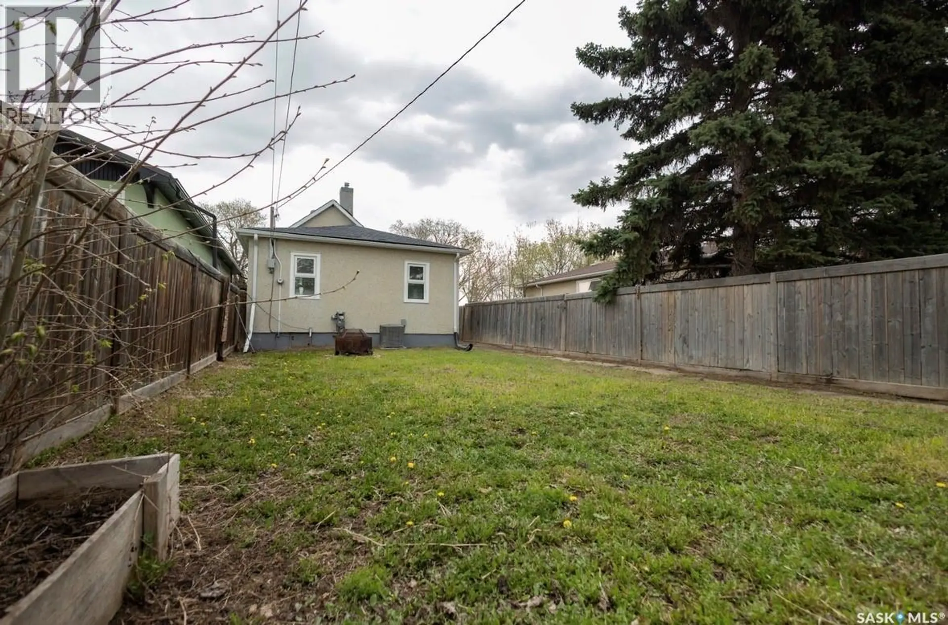 2070 Reynolds STREET - Image 16