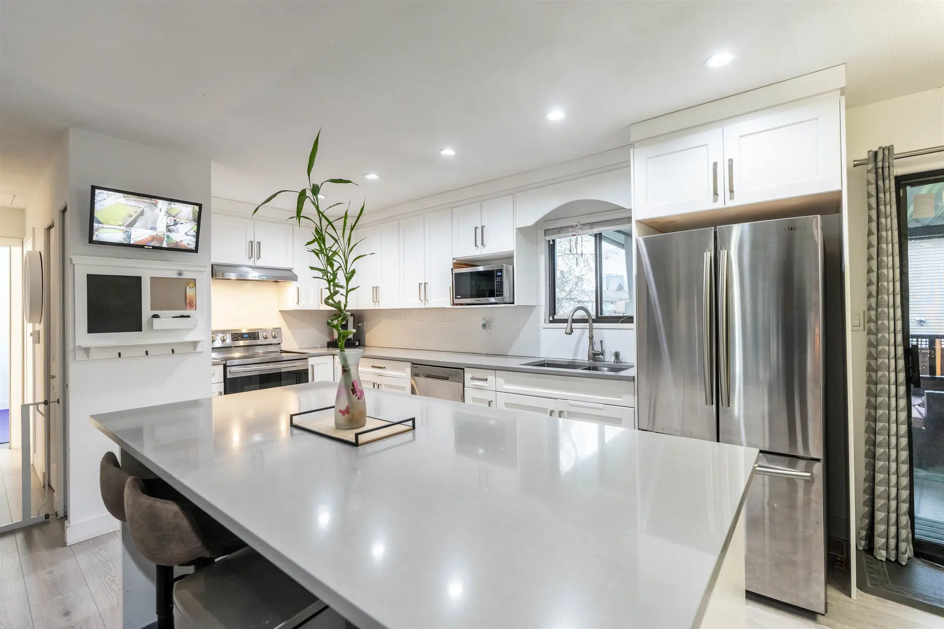 Property at 13933 90a Avenue, Surrey, BC