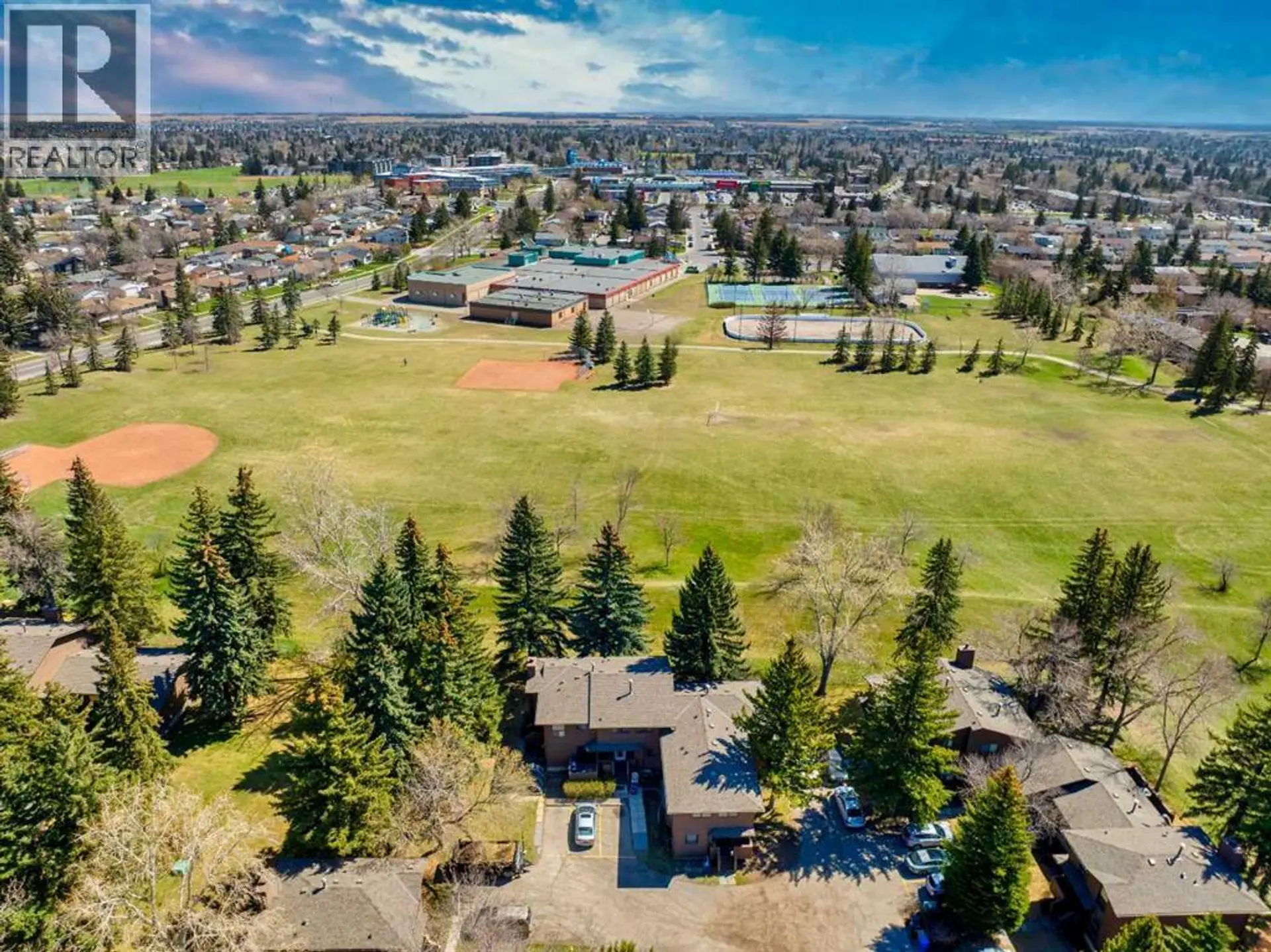 #44 336 Rundlehill Drive NE - Image 6