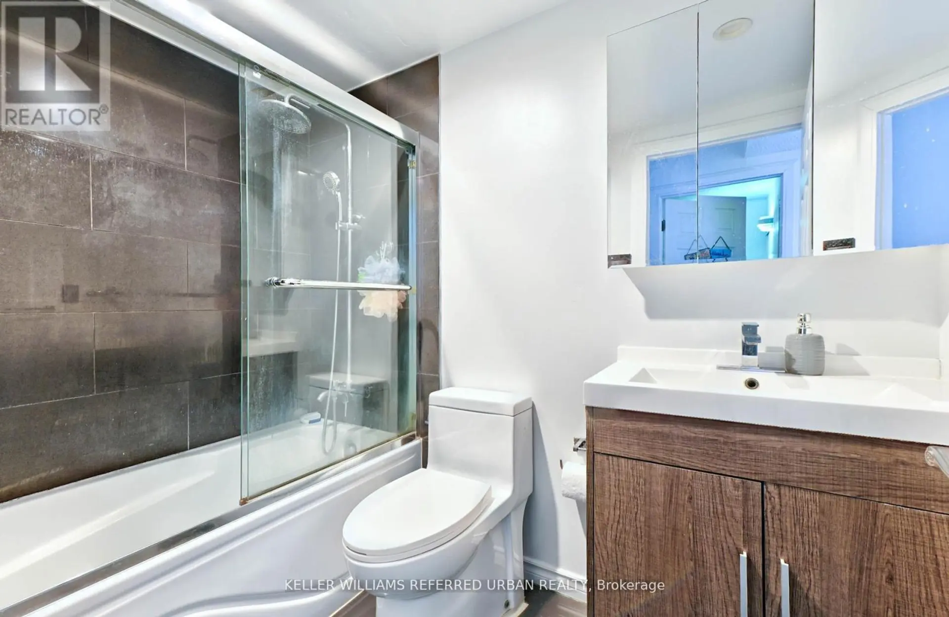 #1811 10 MARTHA EATON WAY - Image 13
